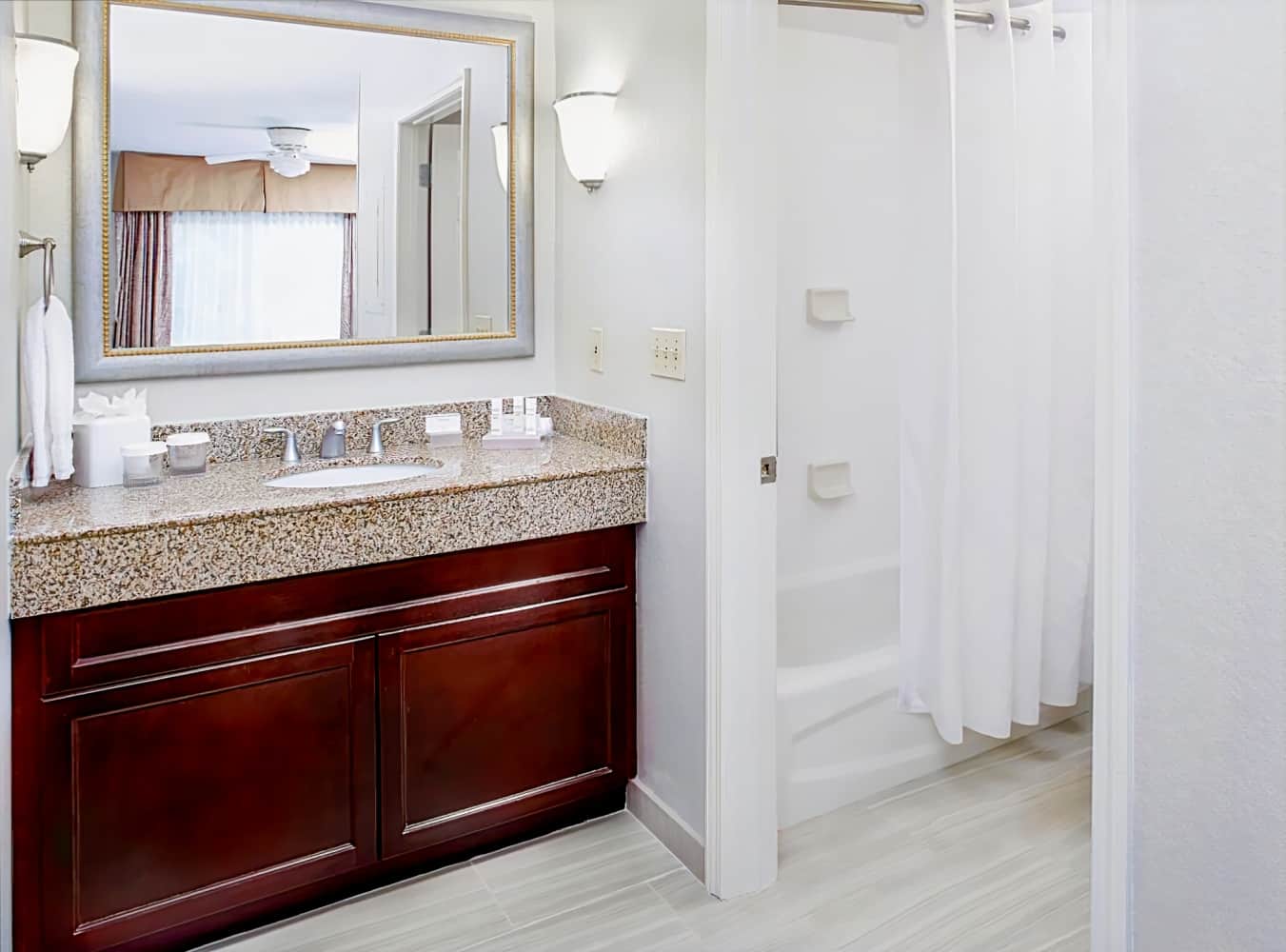 Homewood Suites by Hilton Charlotte Airport