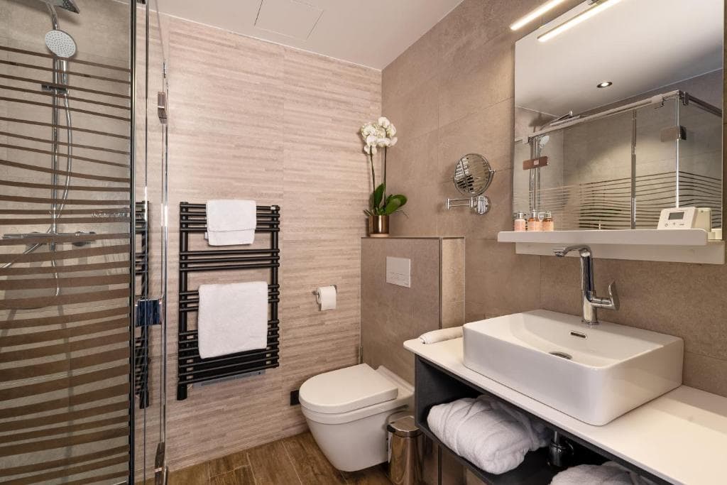 Golden Lakes Village