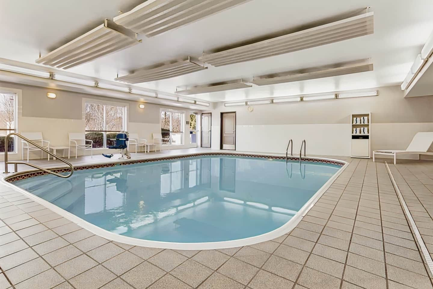 Country Inn & Suites by Radisson, Columbus Airport, OH