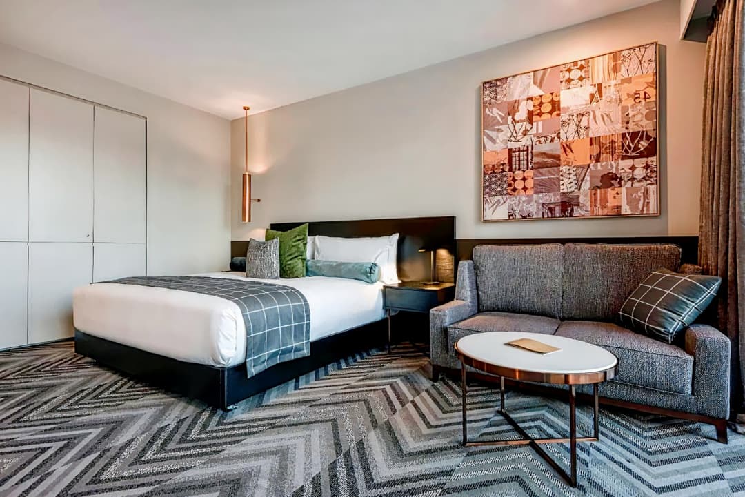 Peppers Kings Square Hotel