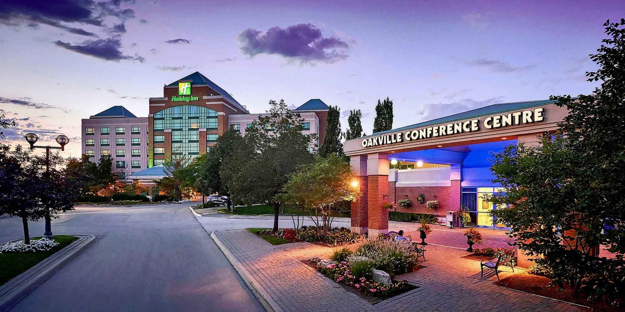 Holiday Inn & Suites Oakville at Bronte, an IHG Hotel