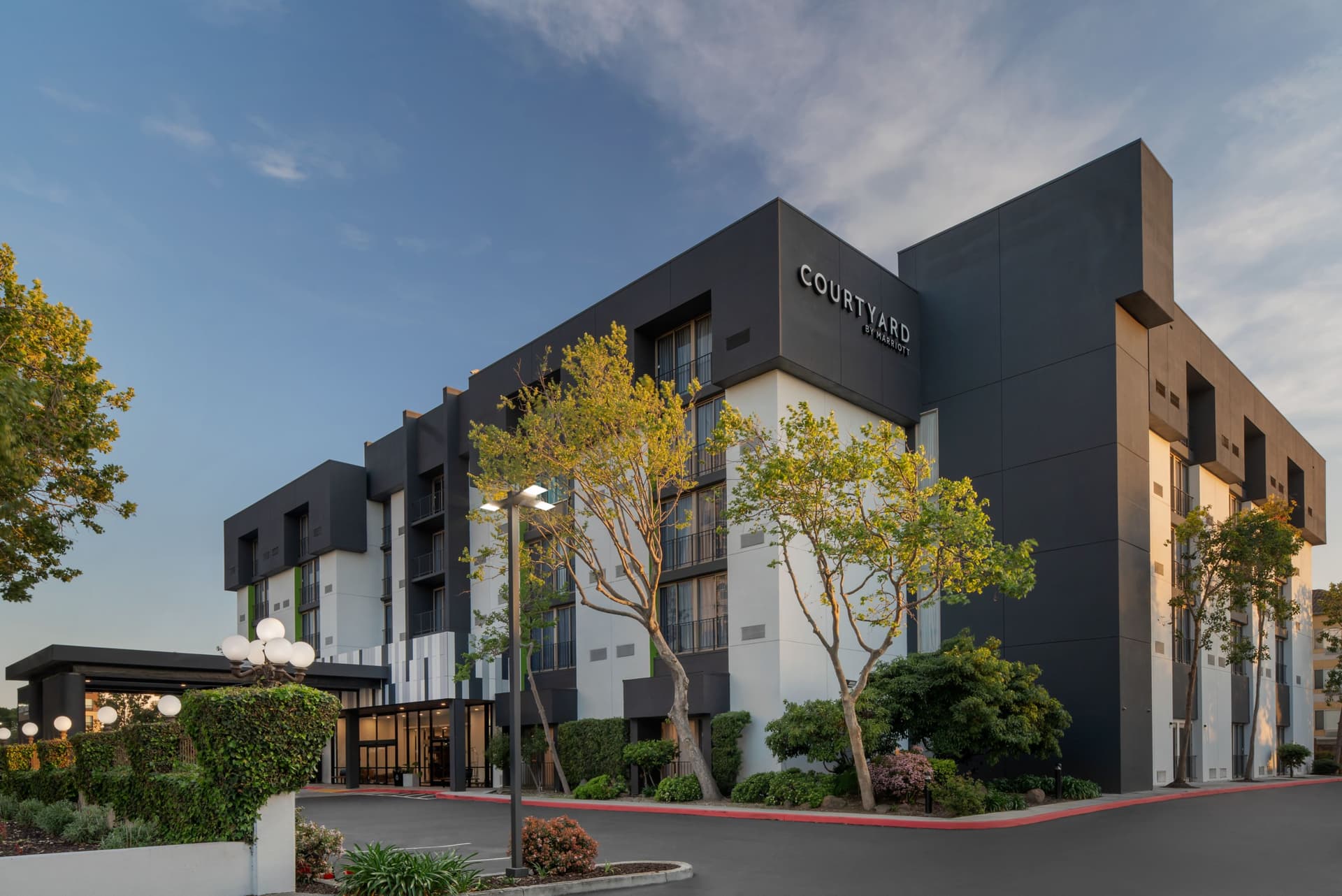 Courtyard San Jose Airport