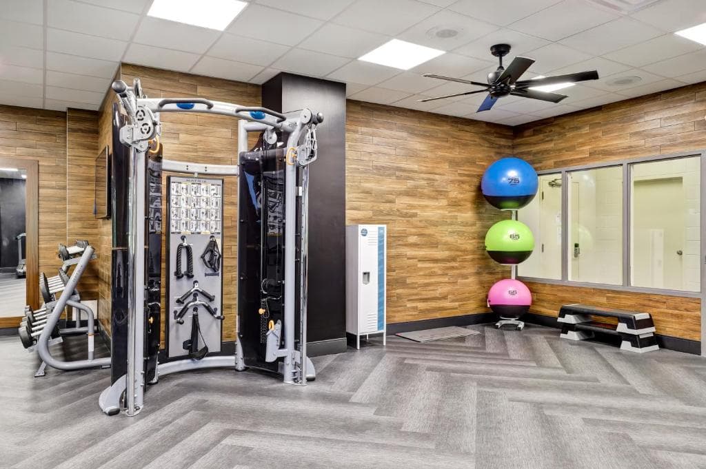 Four Points by Sheraton St. Catharines Niagara Suites