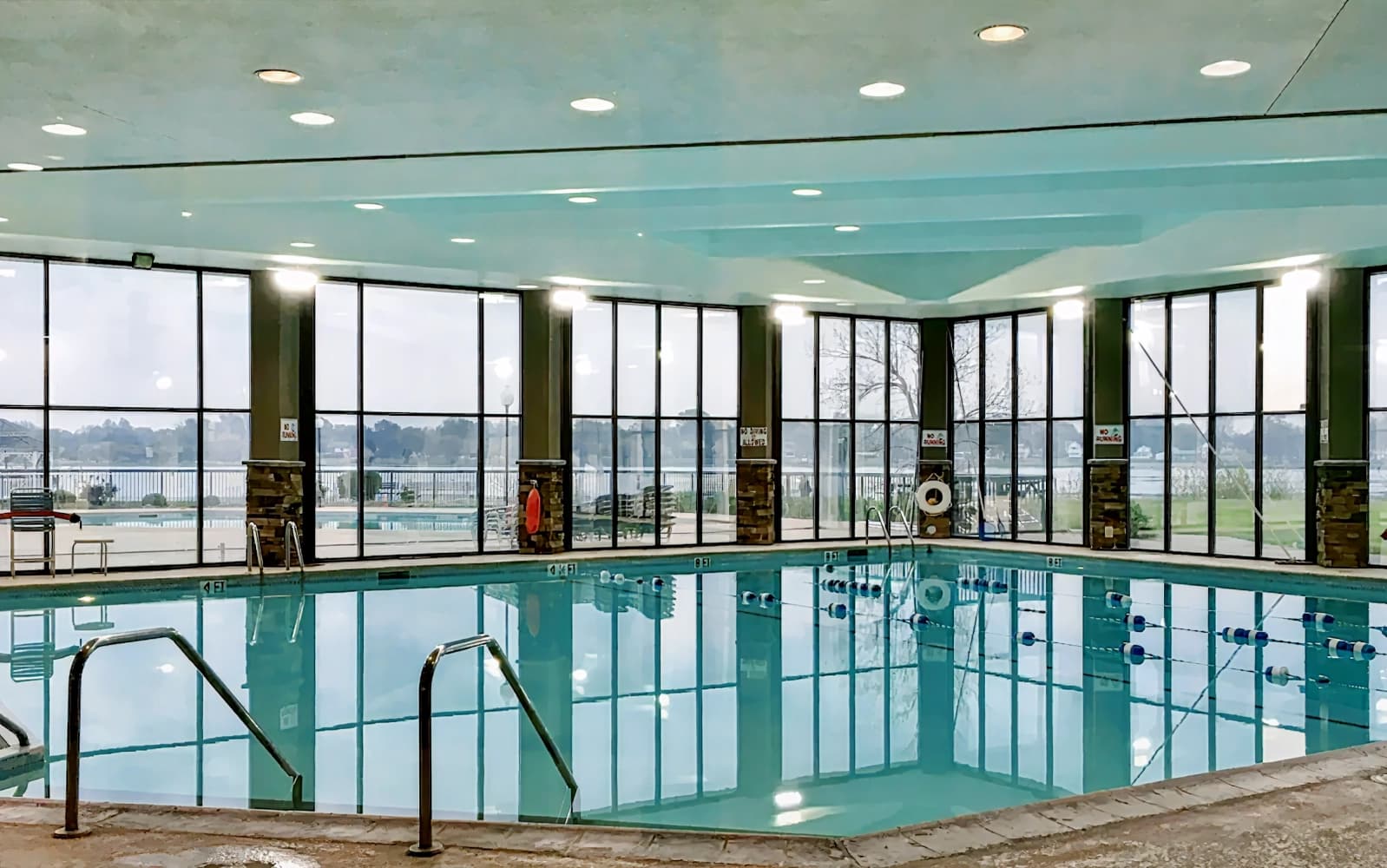 RADISSON HOTEL NIAGARA FALLS - GRAND ISLAND USA