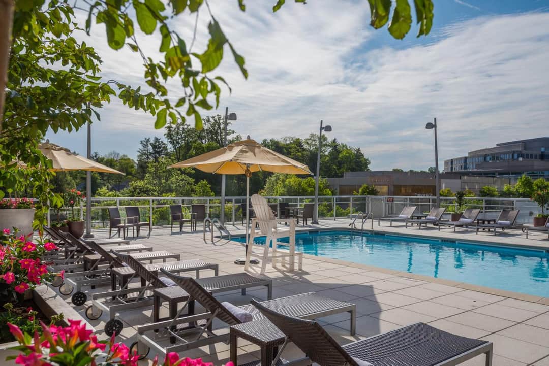 Courtyard by Marriott Bethesda Chevy Chase