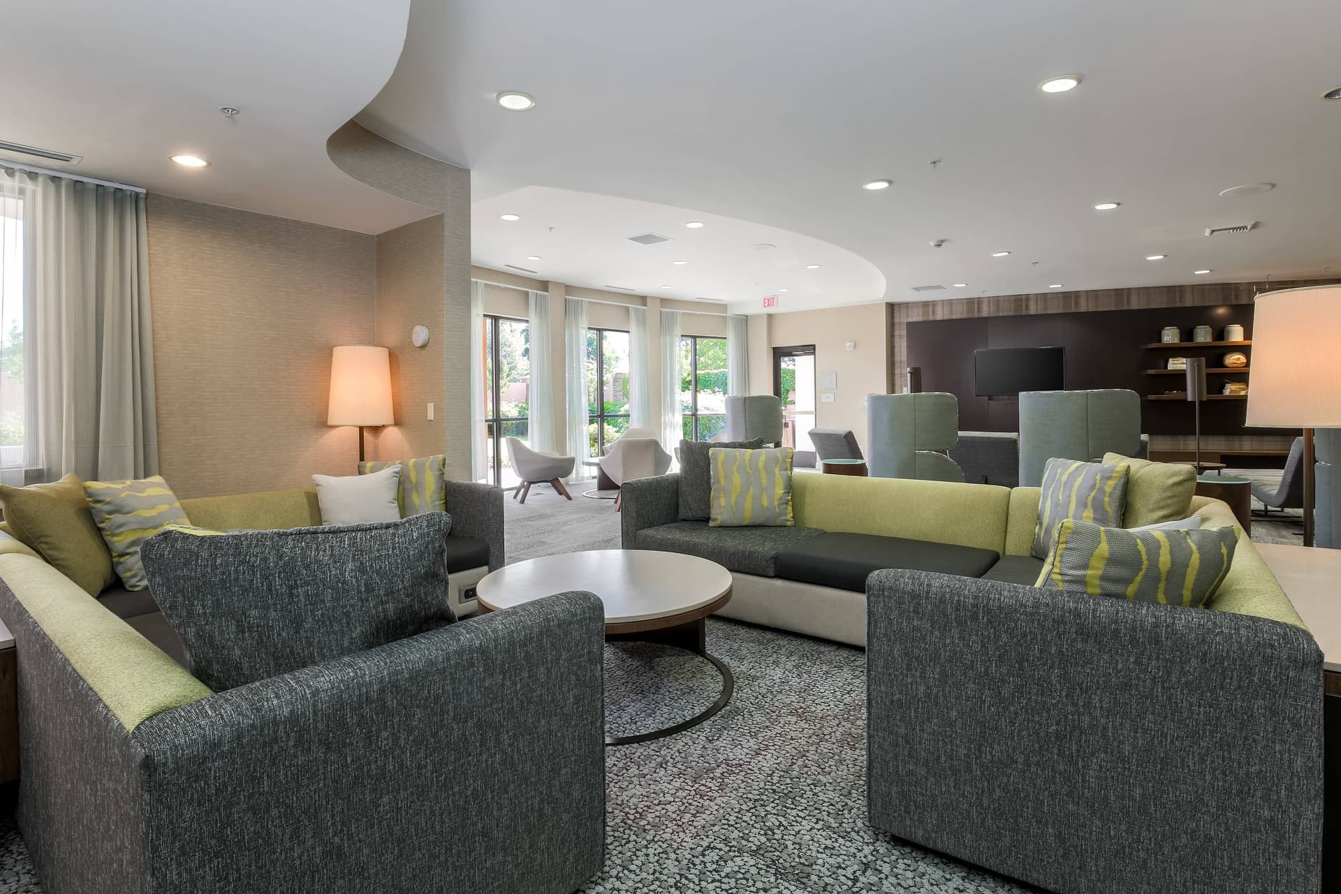 Courtyard by Marriott Roseville Galleria Mall/Creekside Ridge Drive