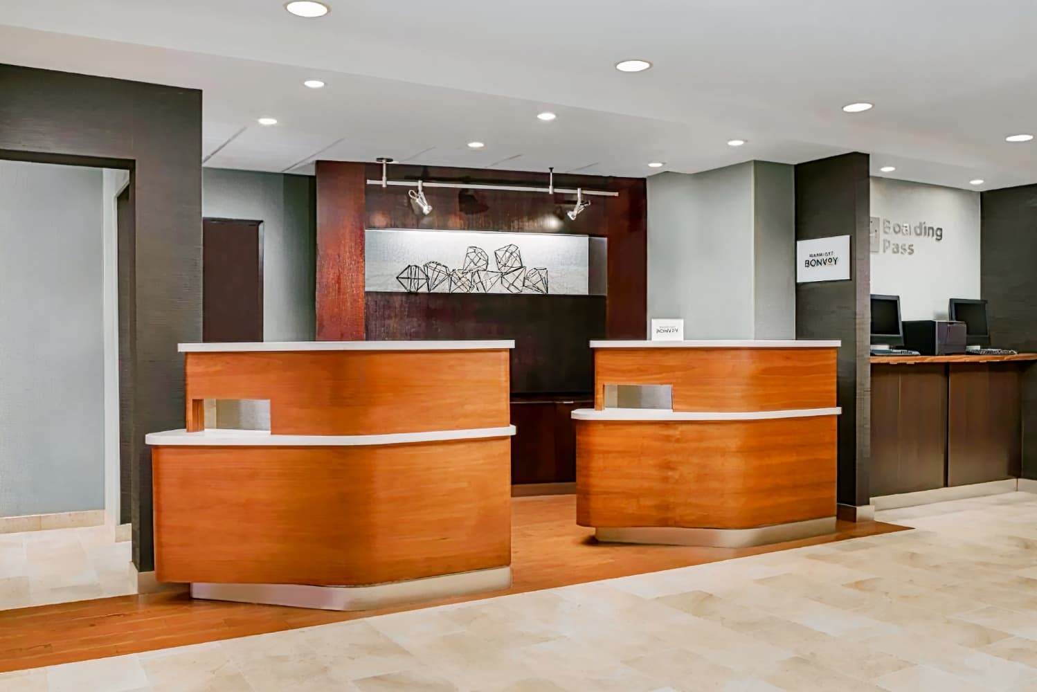 Courtyard by Marriott Chicago Bloomingdale