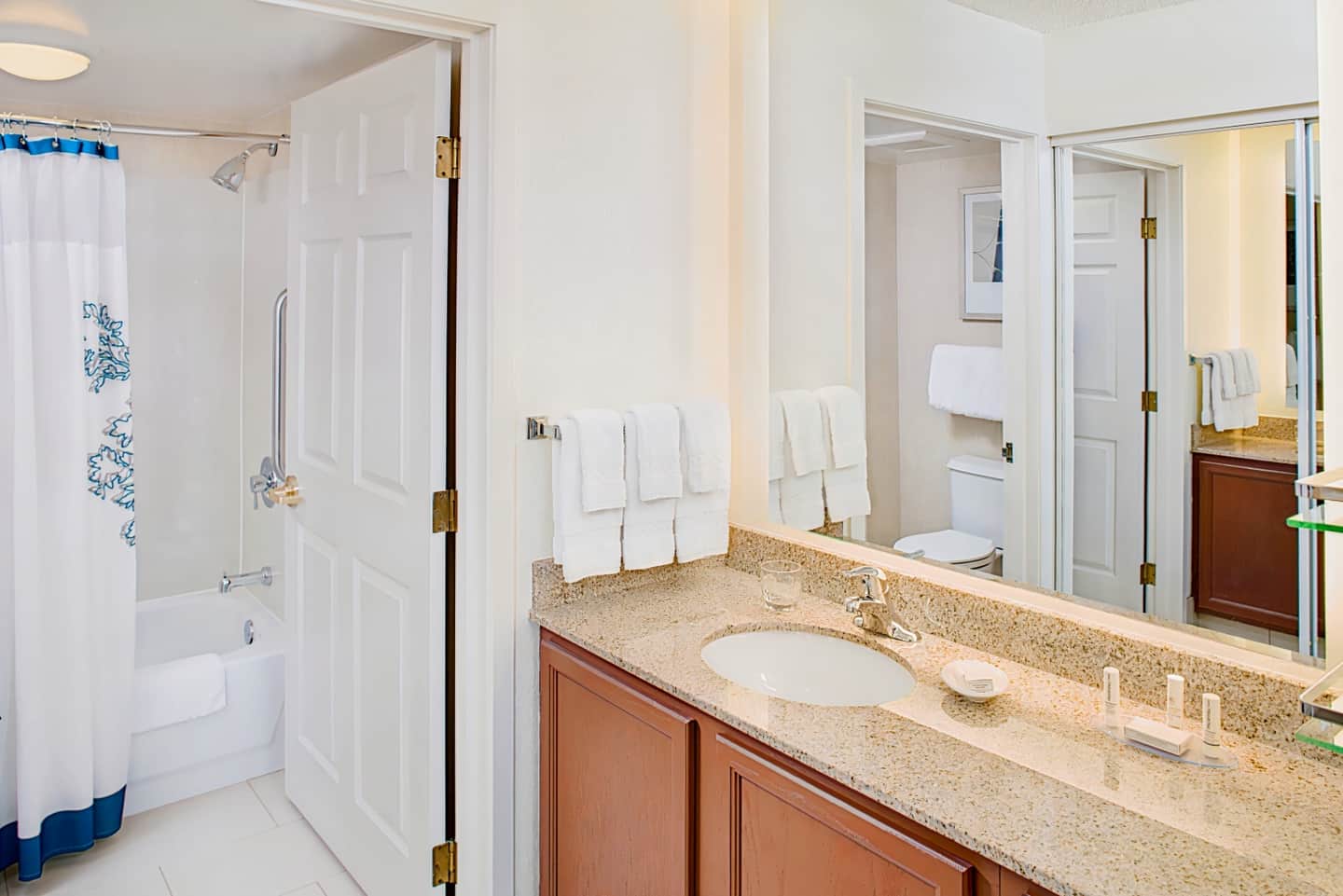 Residence Inn by Marriott Detroit Livonia