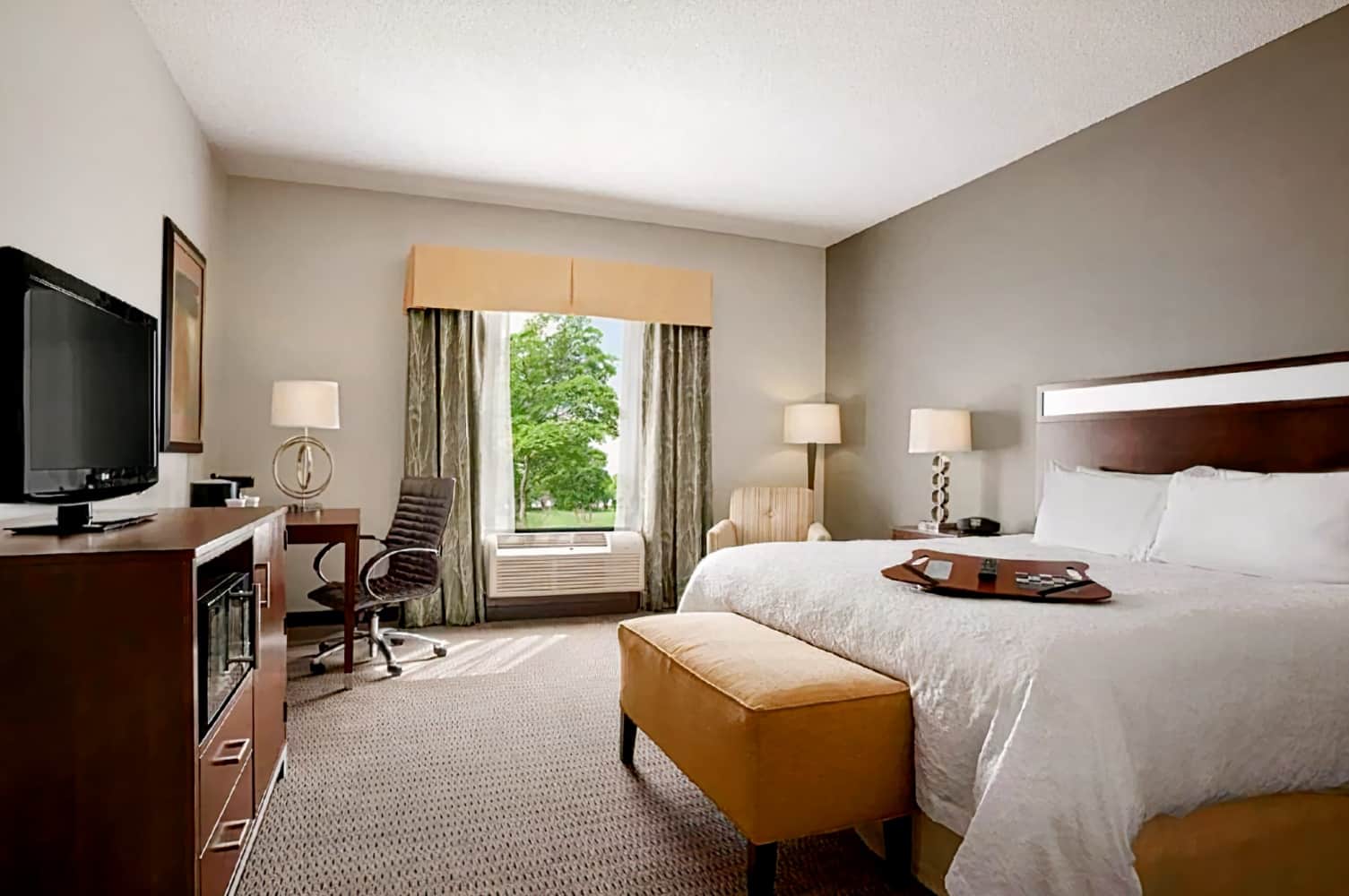 Hampton Inn & Suites Mansfield