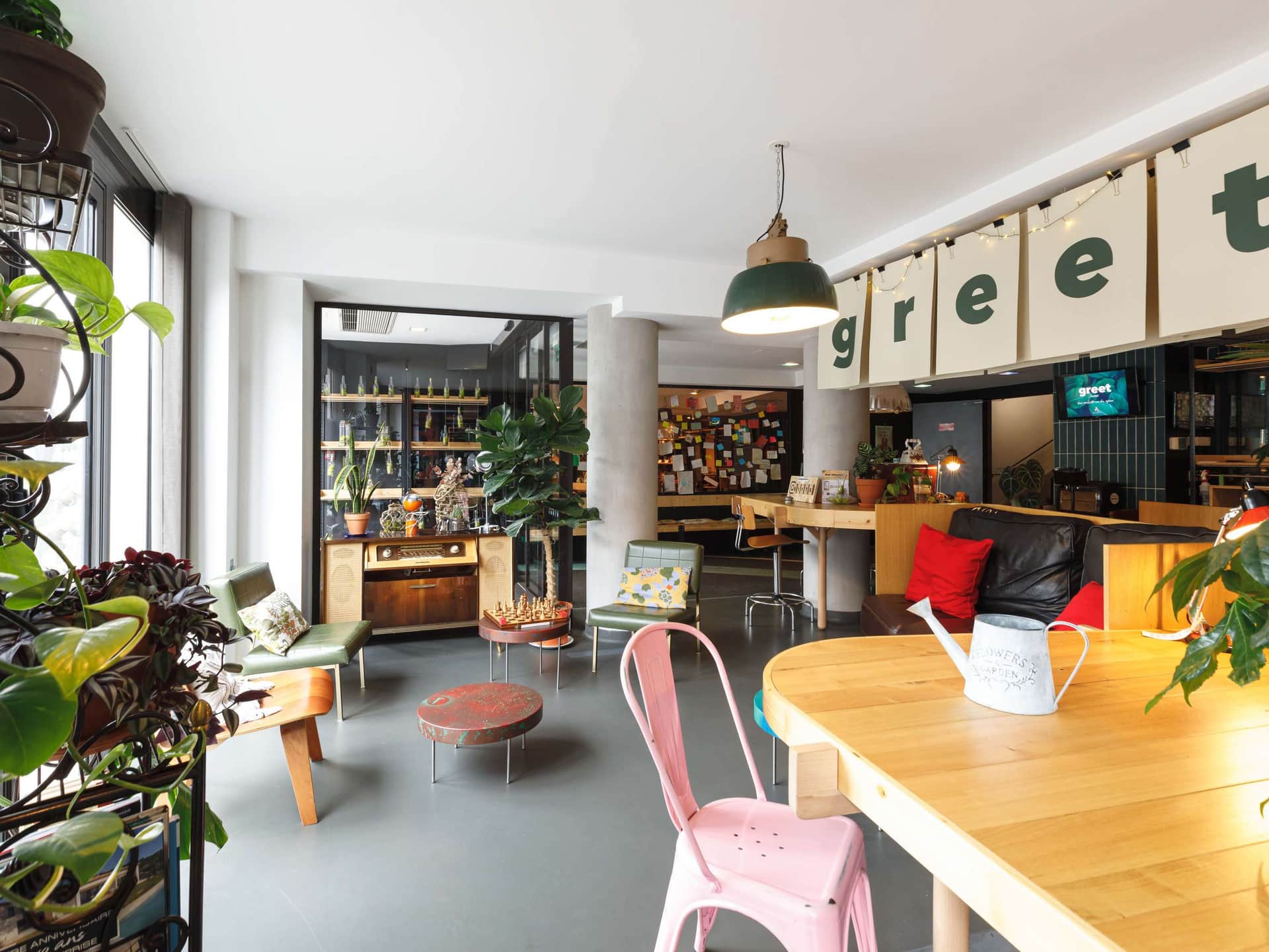 greet Hotel Lyon Confluence