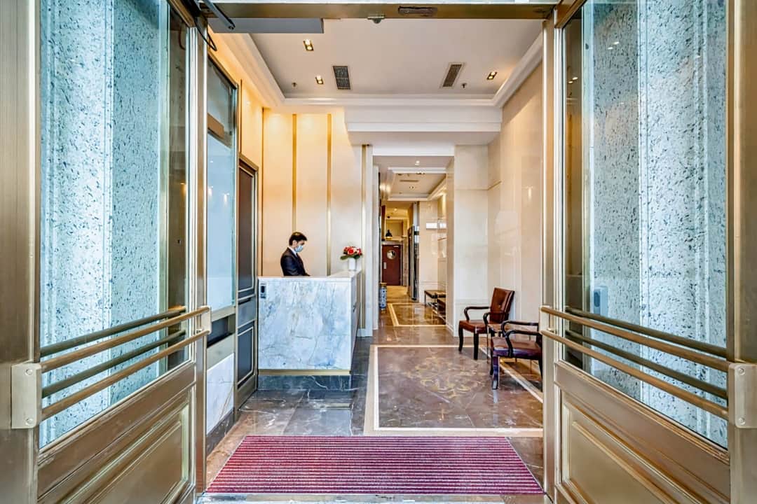 Lander Grand Hotel