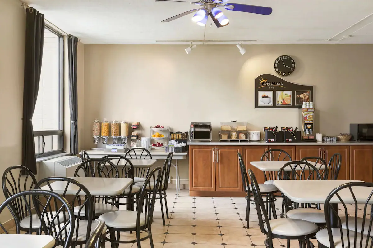 Days Inn by Wyndham Ottawa West