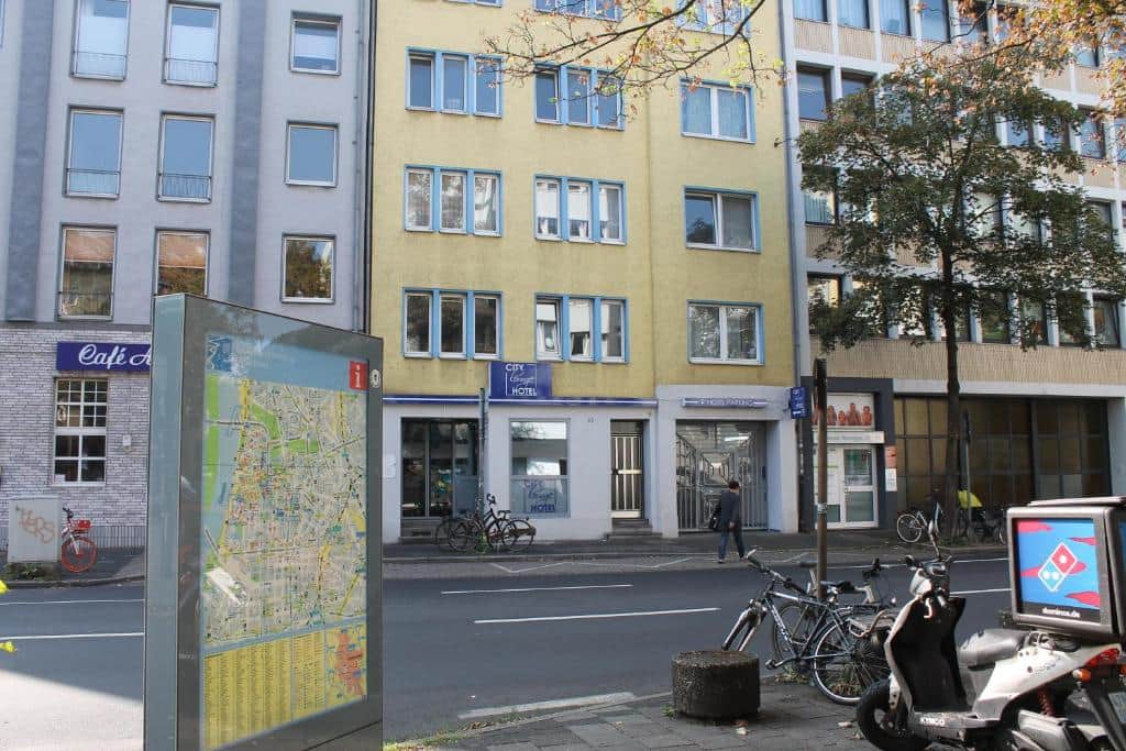 City Lounge Hotel