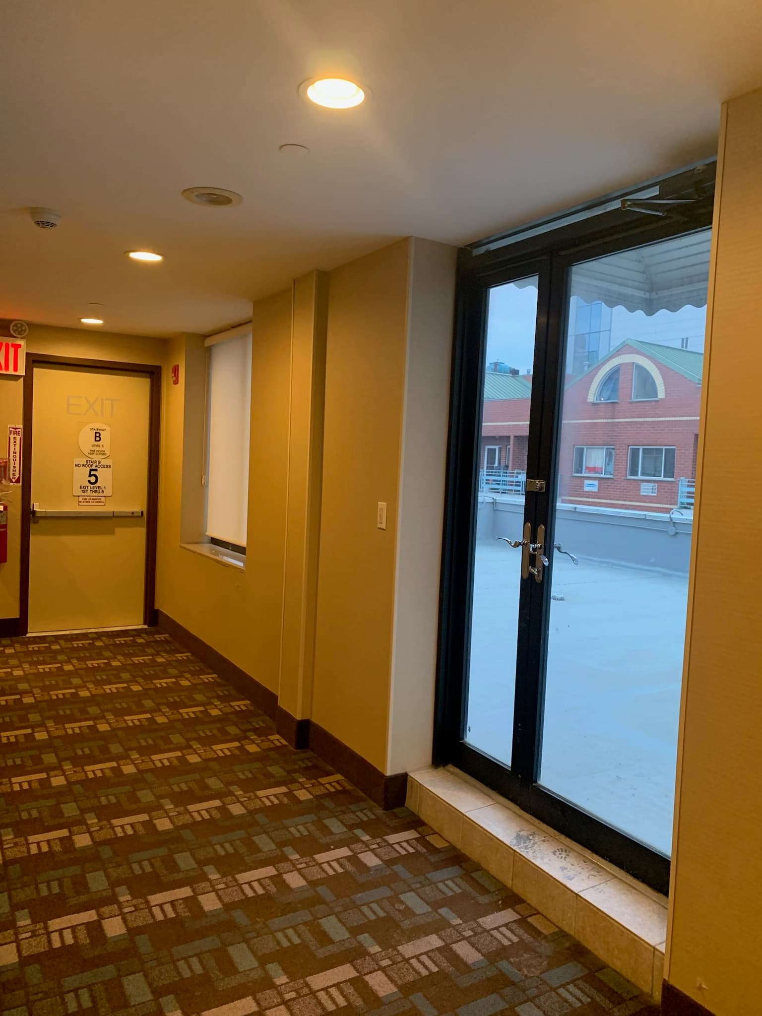 Sky Hotel Flushing/Laguardia Airport