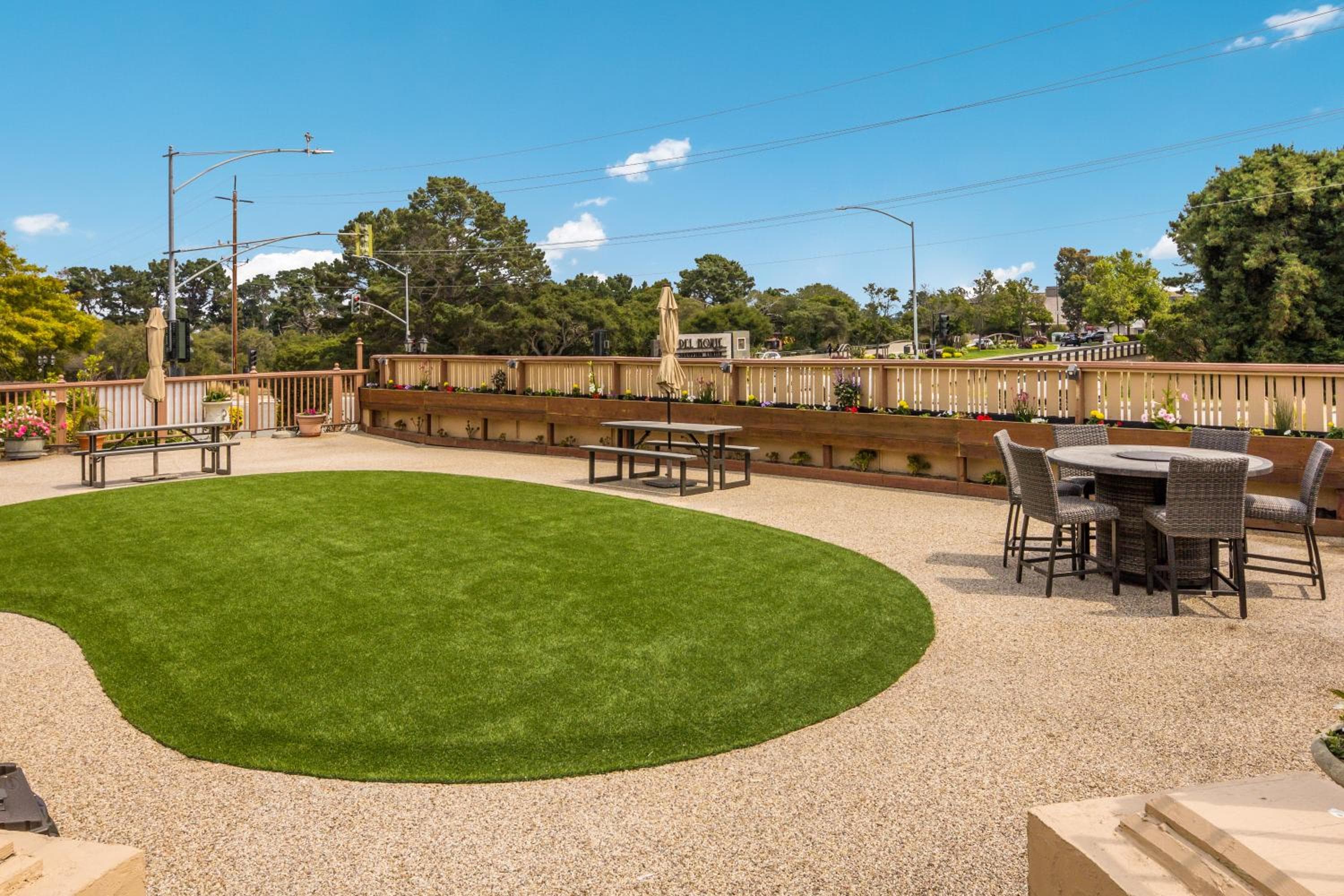 Rodeway Inn near Downtown Monterey