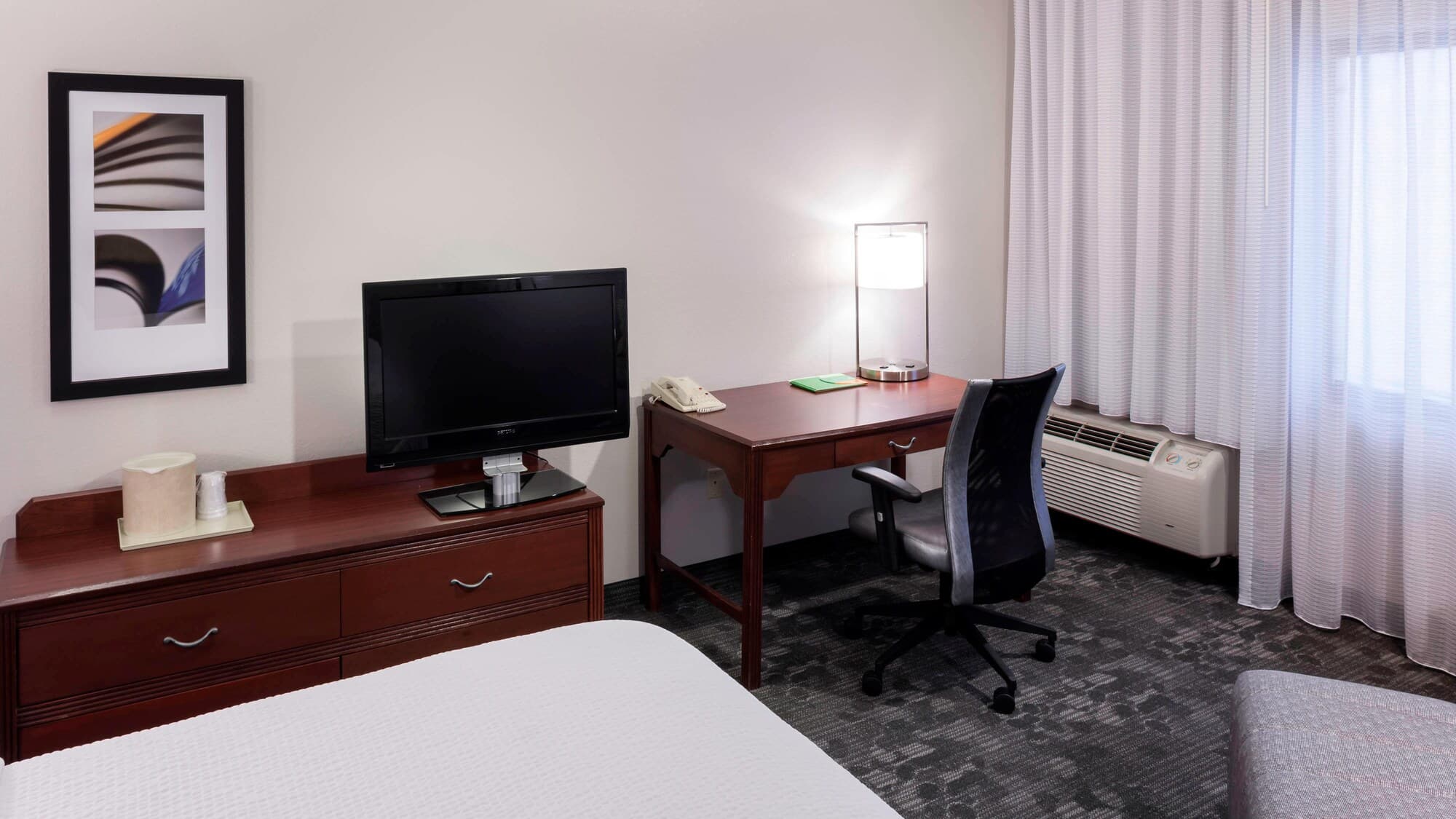 Courtyard by Marriott Wichita East