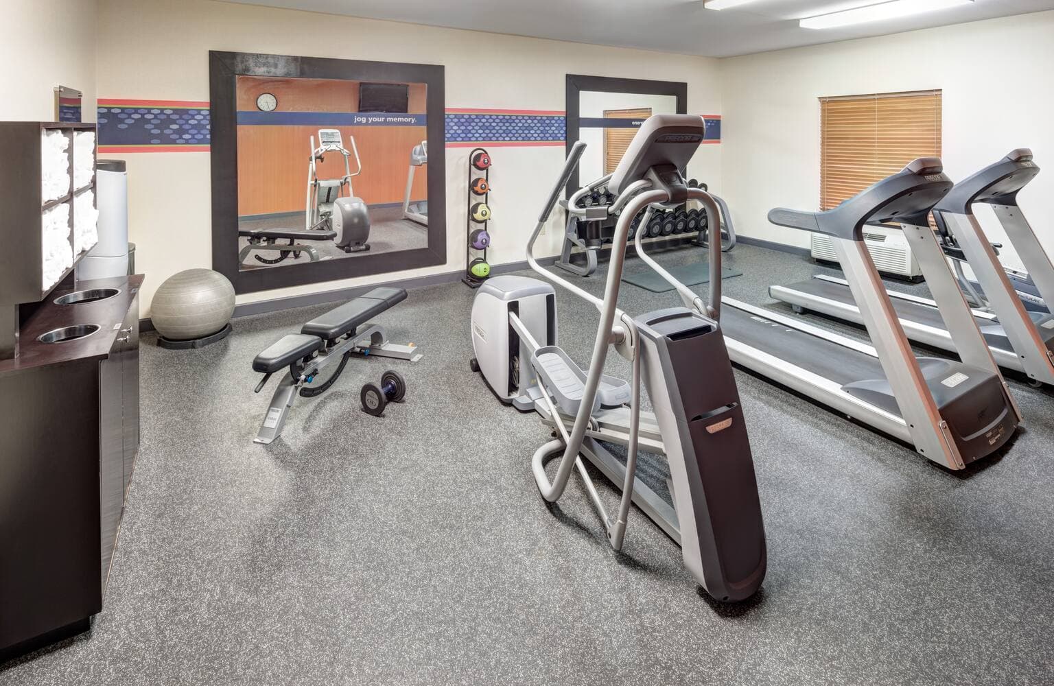 Hampton Inn & Suites Cedar Rapids - North