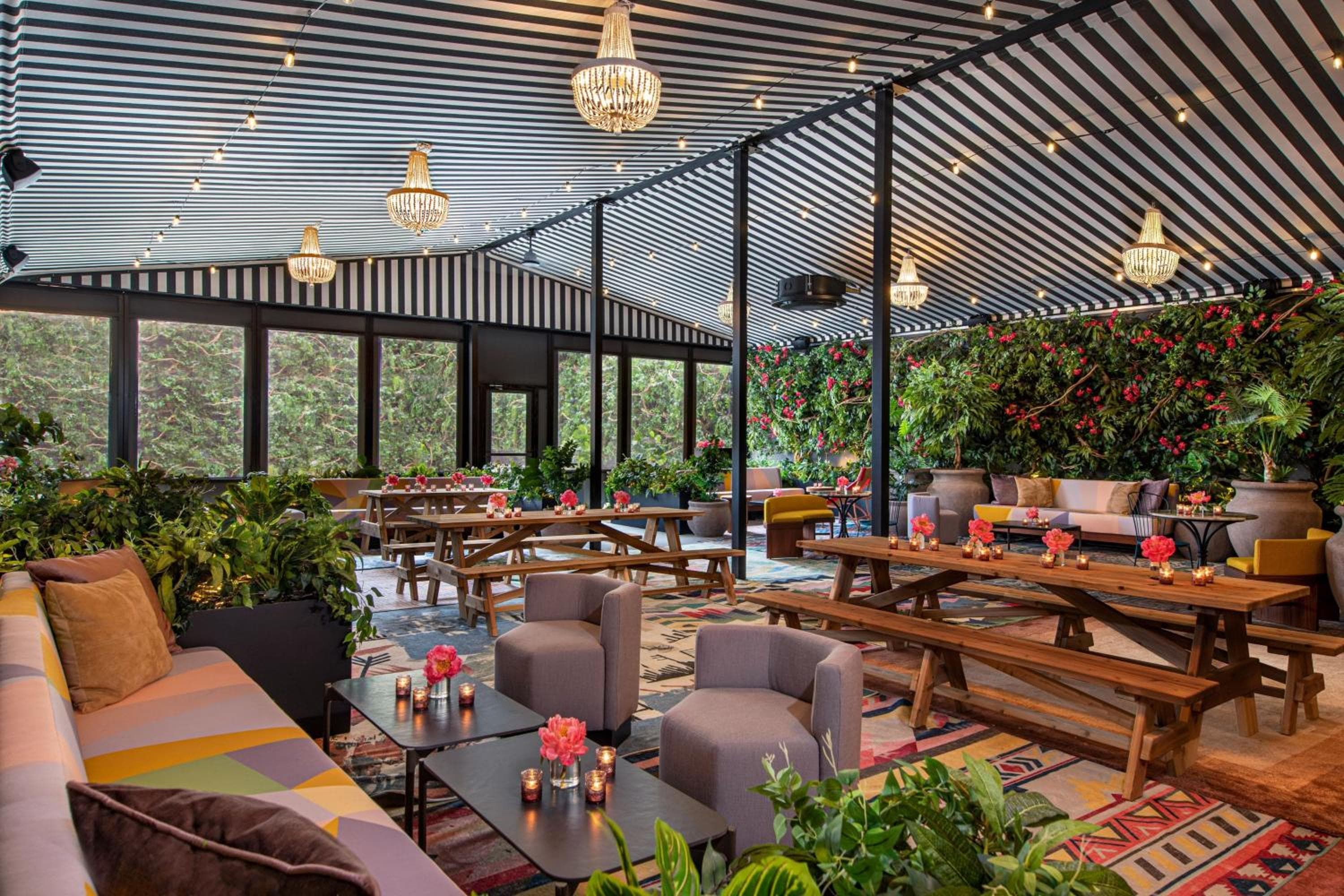 Moxy Brooklyn Williamsburg