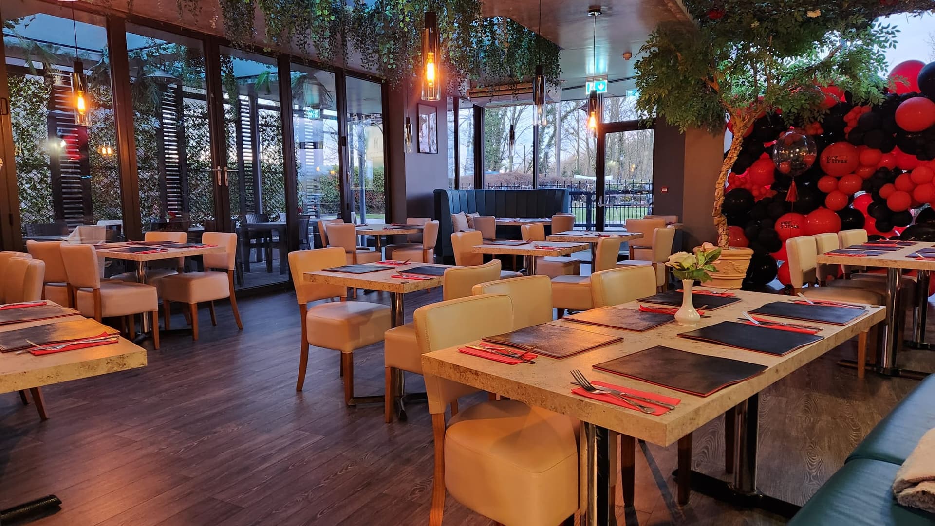 Tong Park Hotel