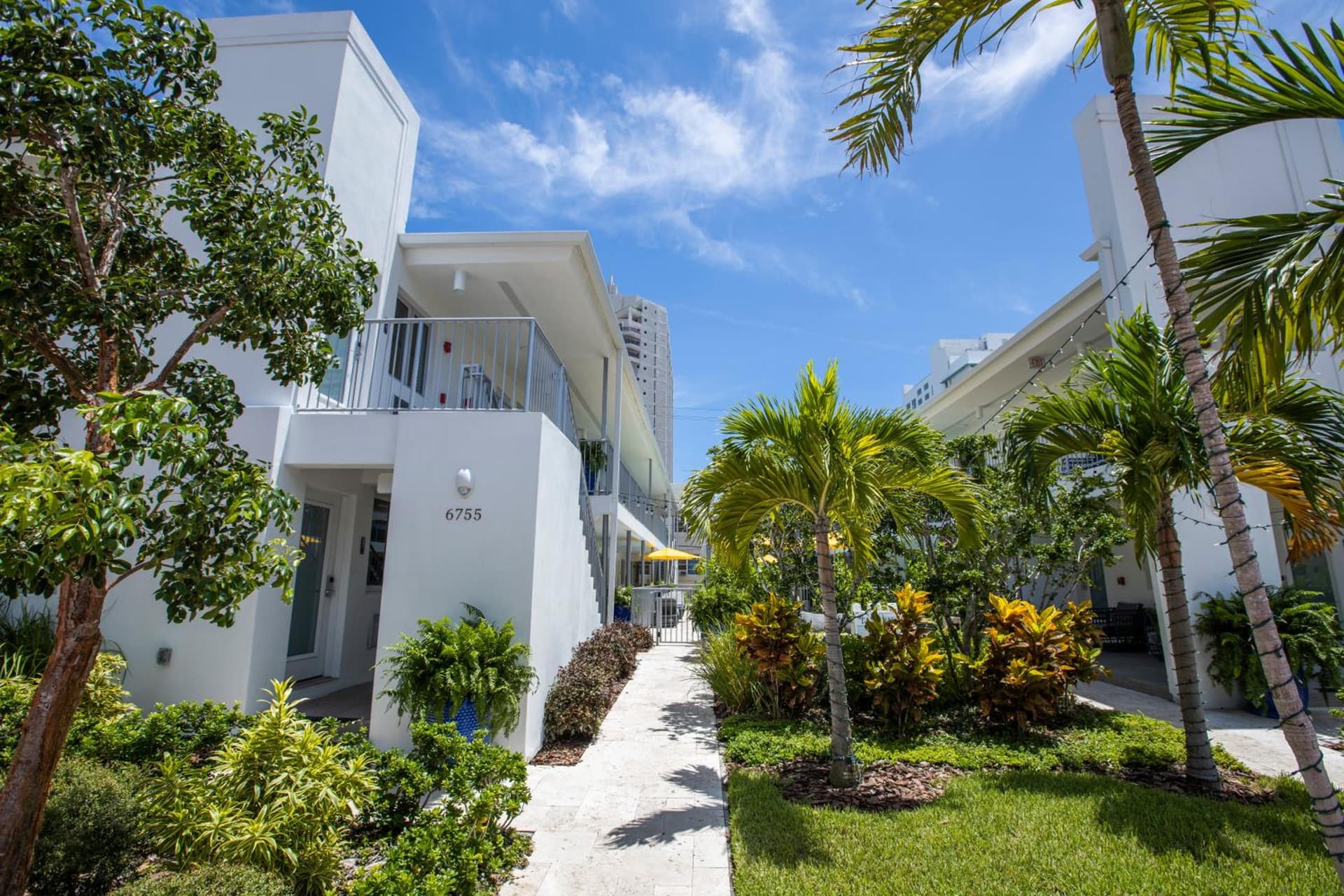 Waterside Hotel and Suites