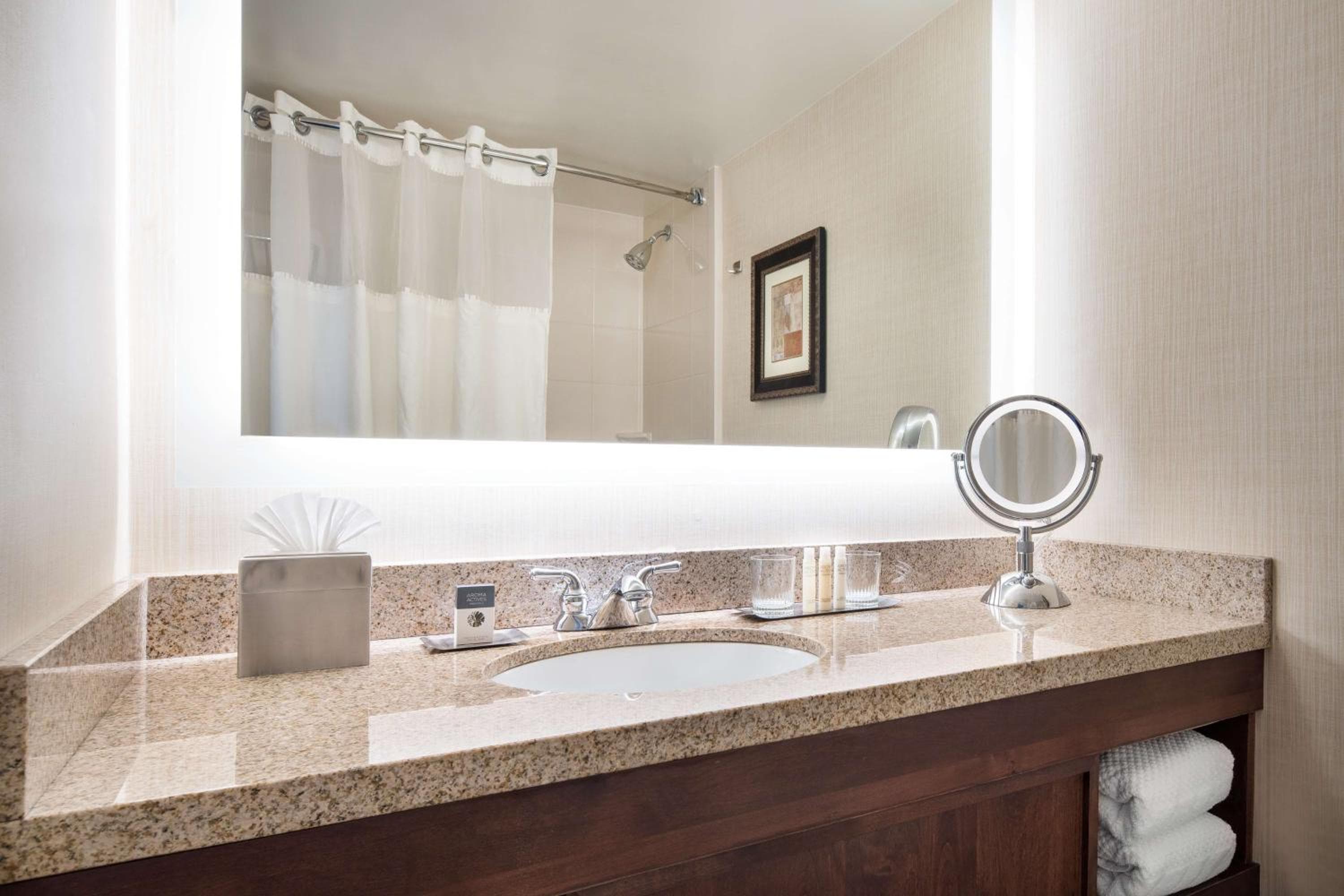 DoubleTree by Hilton Denver Tech