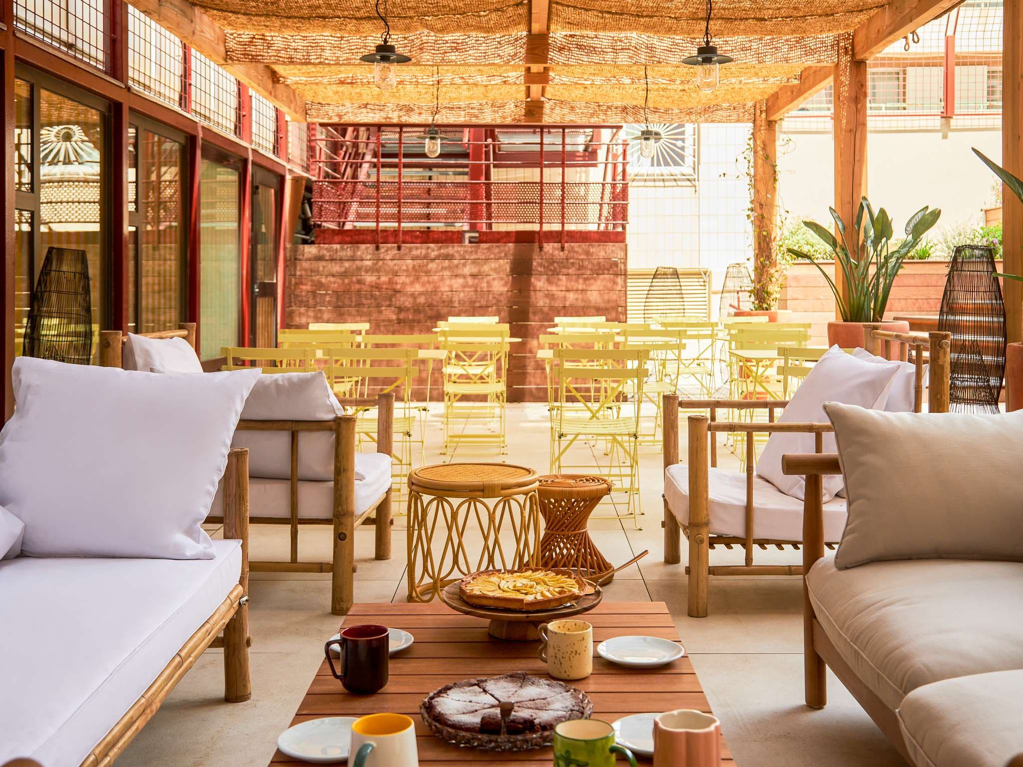 greet hotel Marseille Parc Chanot Vélodrome