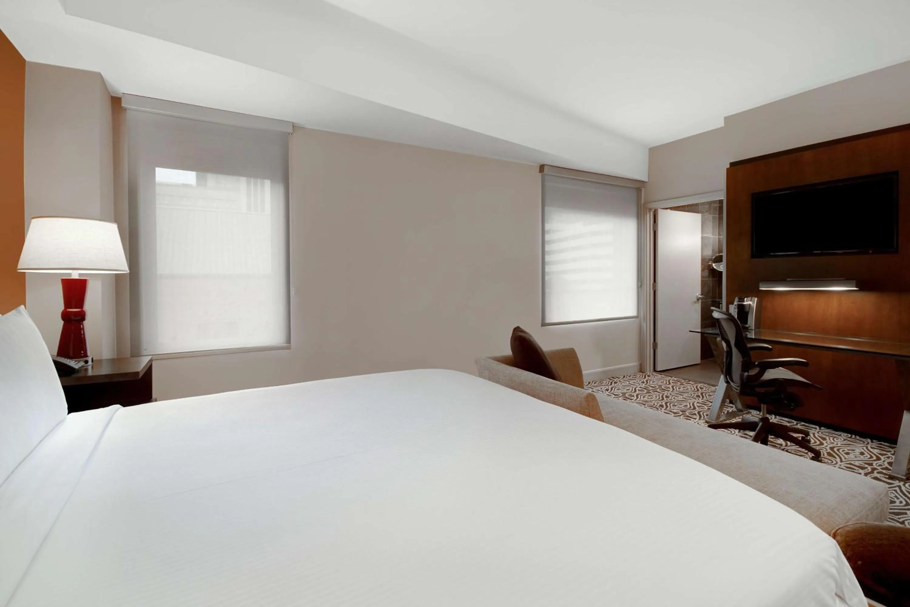 The Sam Houston Hotel, Curio Collection by Hilton