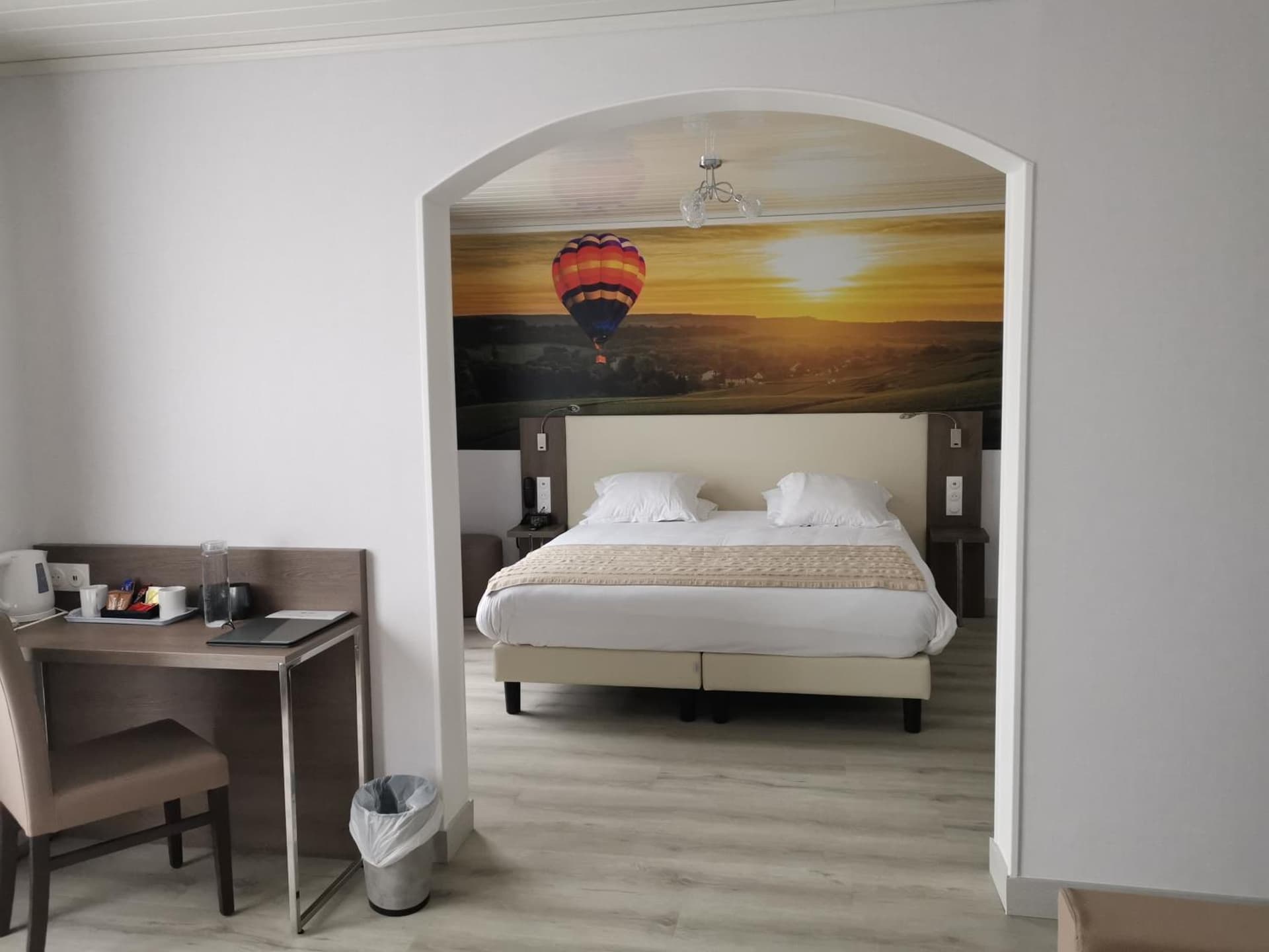 Best Western Hôtel & Restaurant Ile de France
