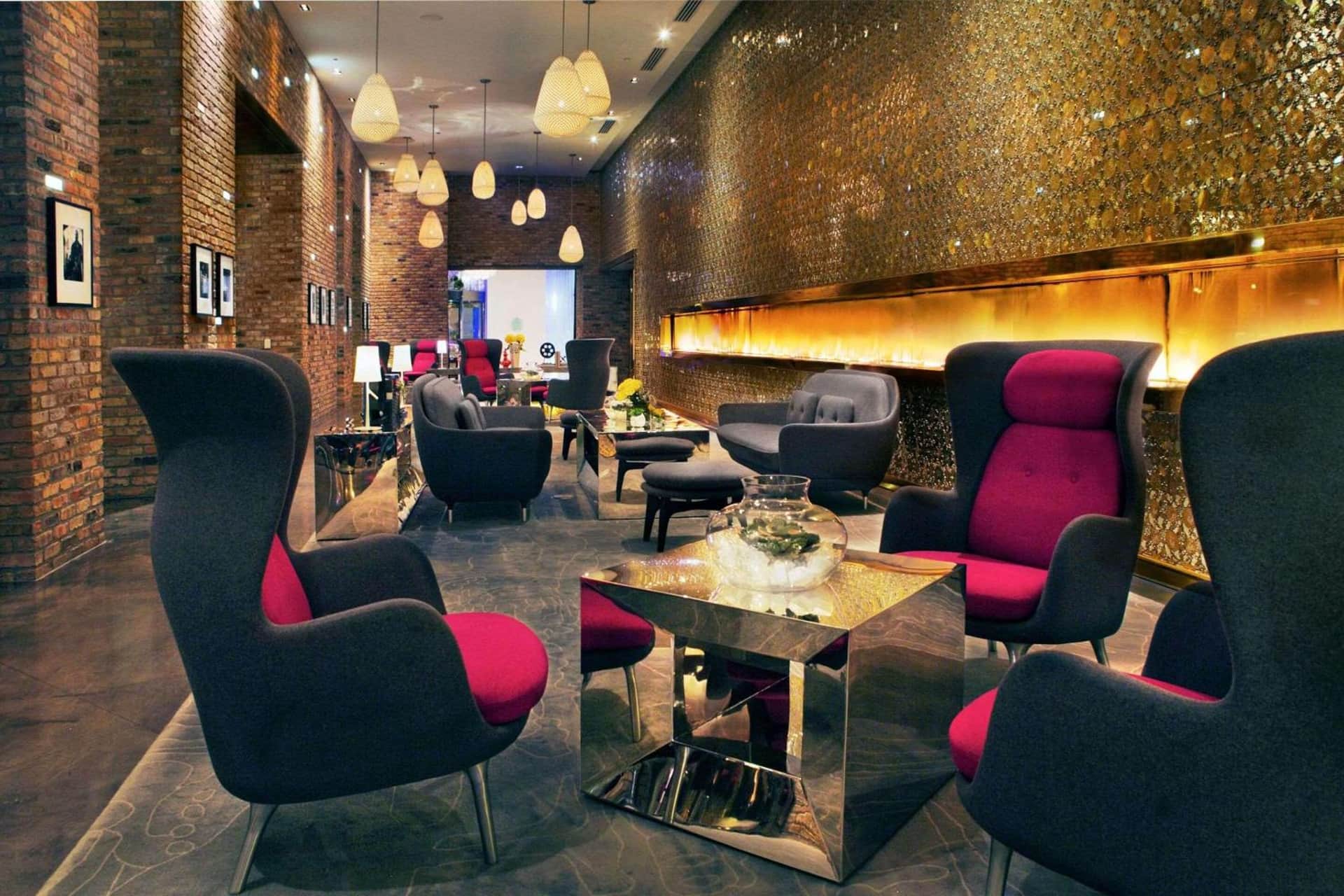 Radisson Blu Aqua Hotel, Chicago