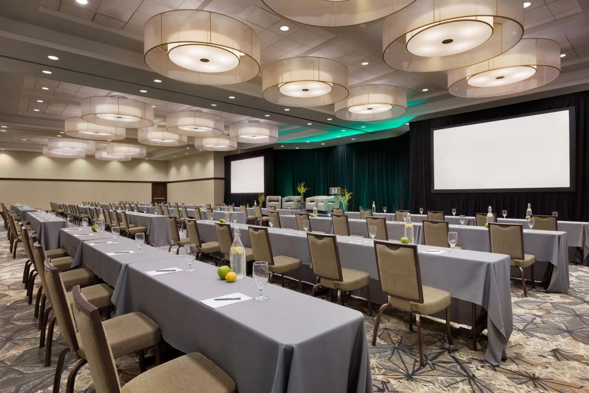Embassy Suites by Hilton Denver Downtown Convention Center