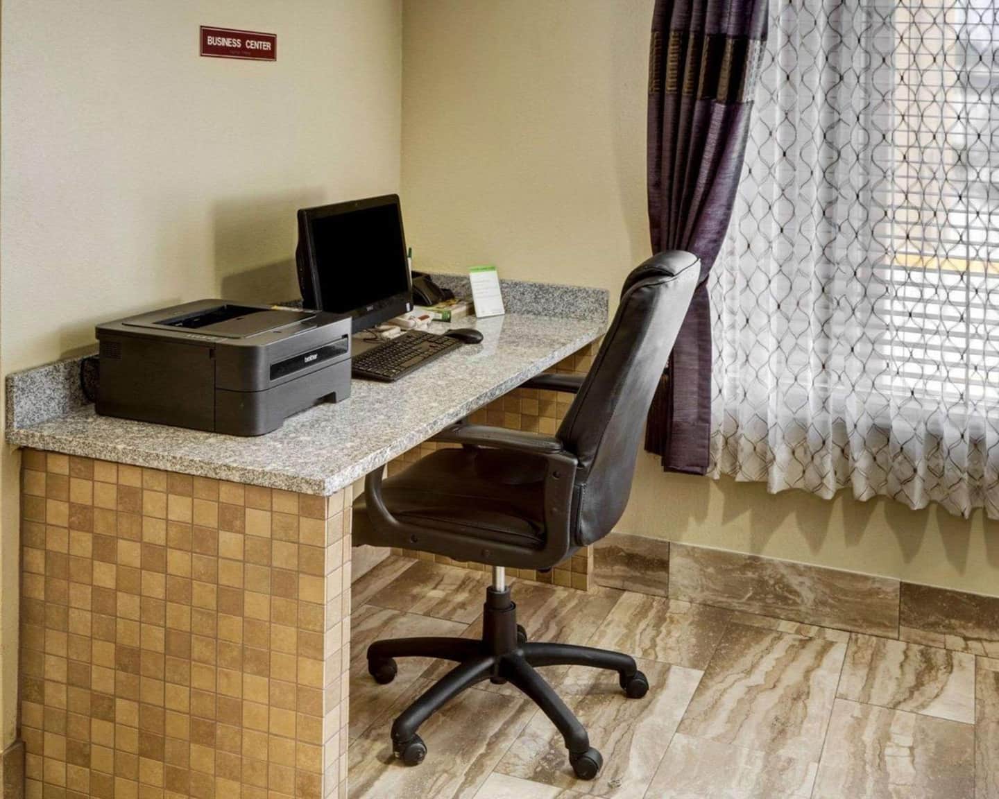 Quality Suites Baton Rouge East - Denham Springs