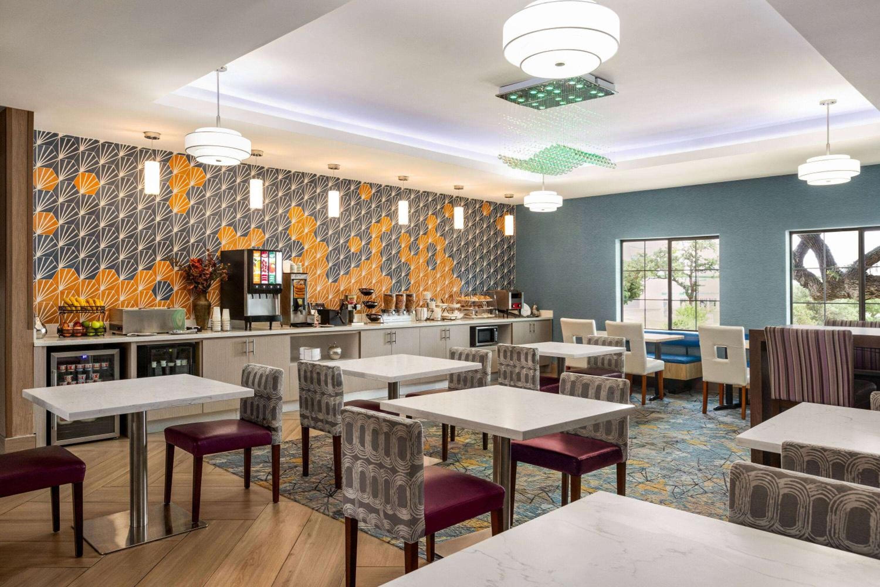 La Quinta by Wyndham San Antonio North Stone Oak