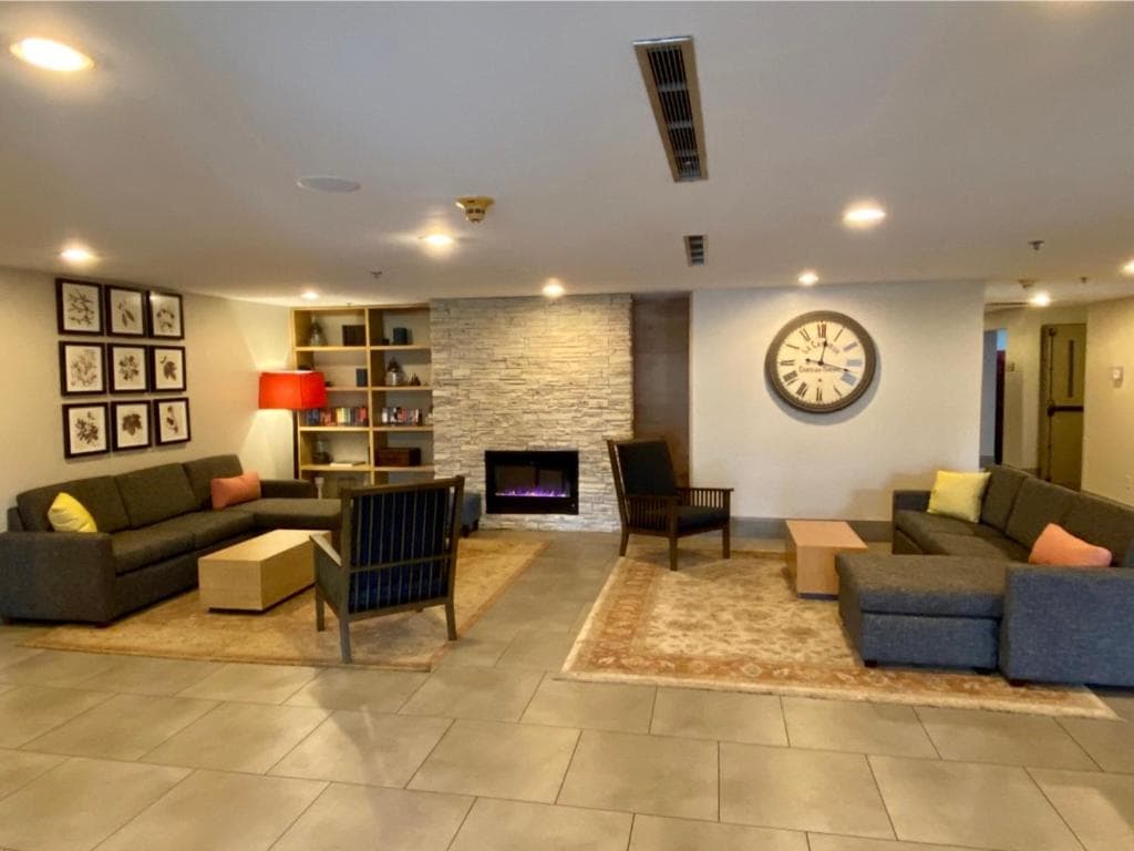 Country Inn & Suites by Radisson, Jackson, TN