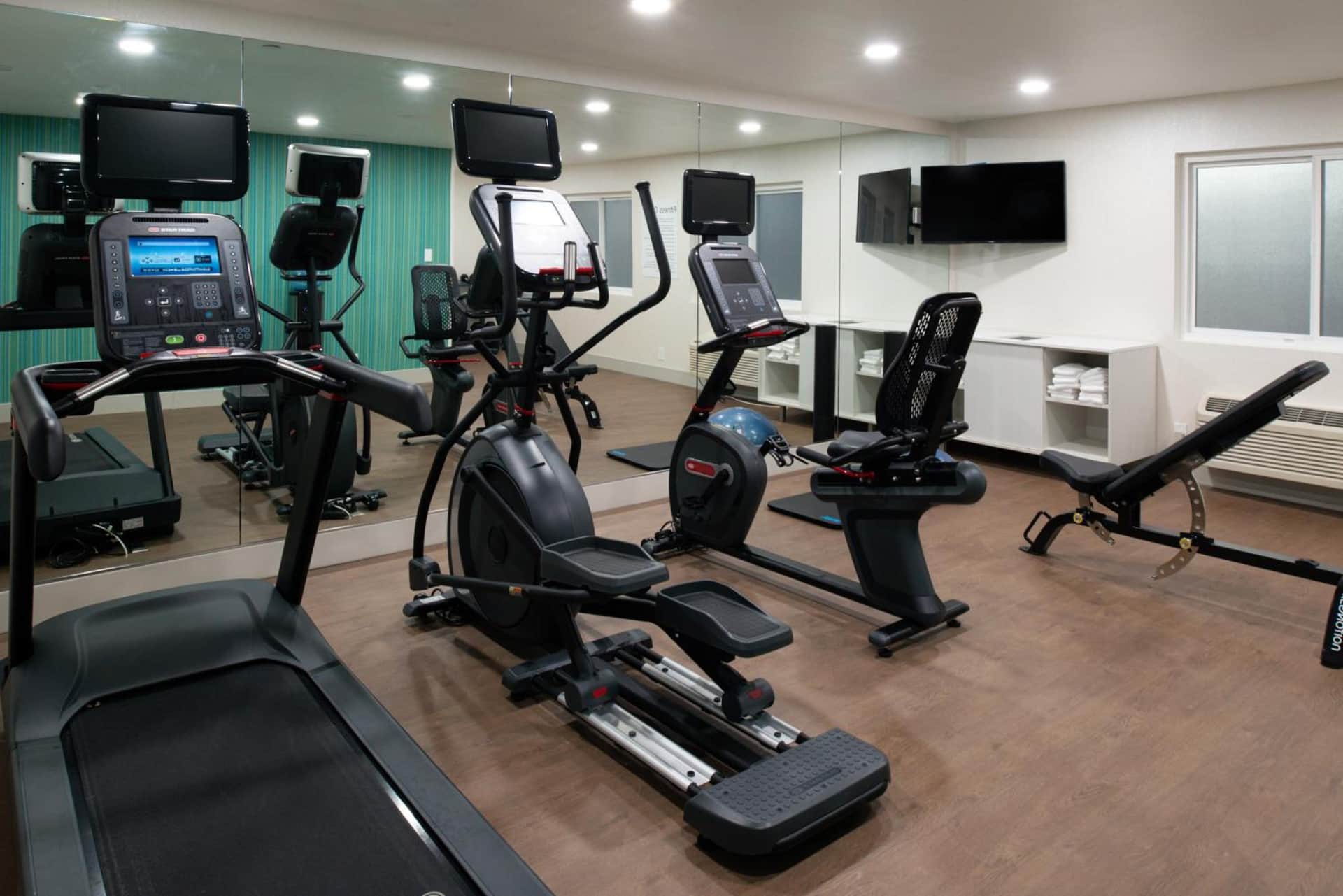 Holiday Inn Express - Santa Rosa North by IHG