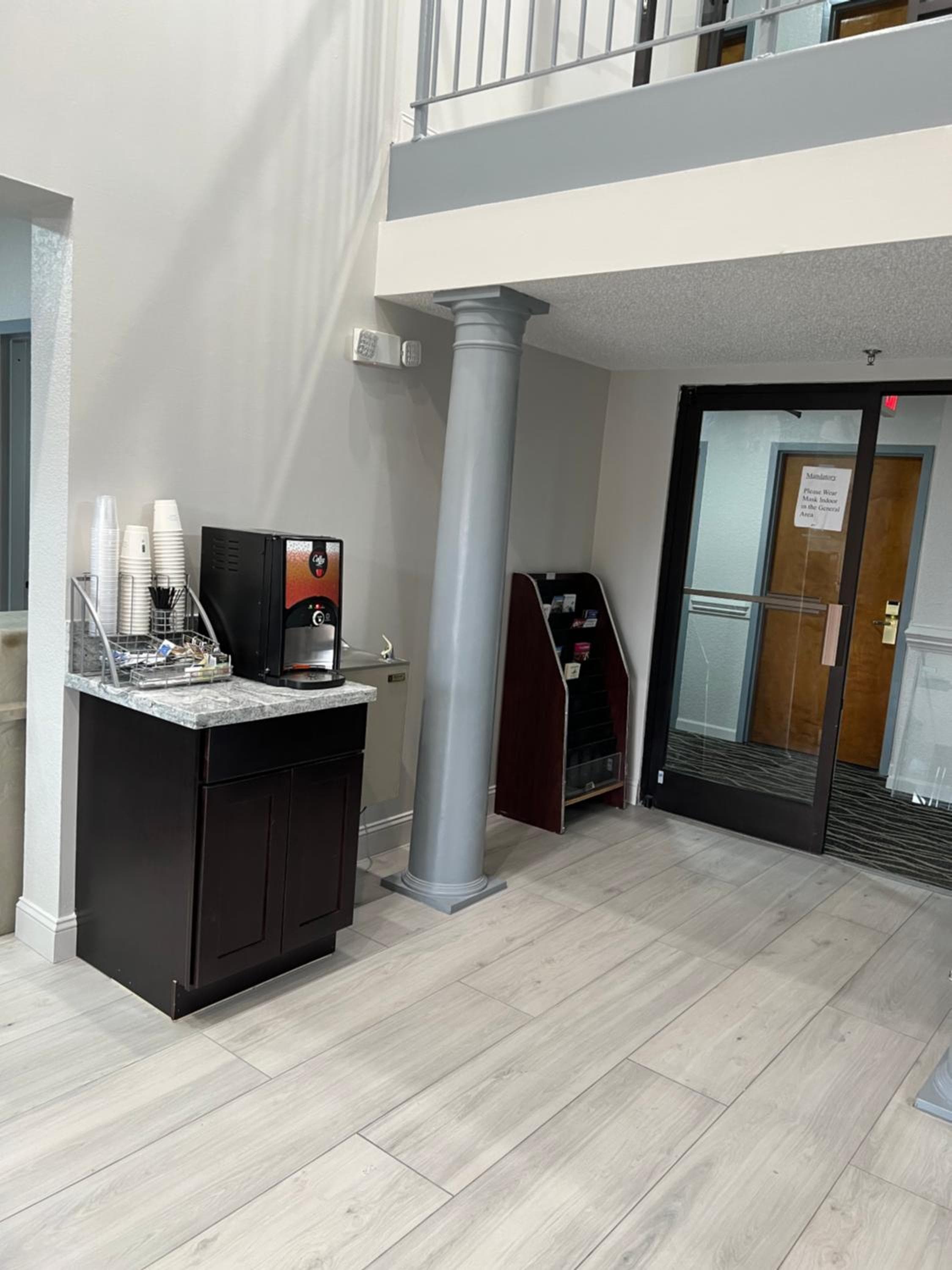 Super 8 by Wyndham Clemmons/Winston-Salem Area I-40