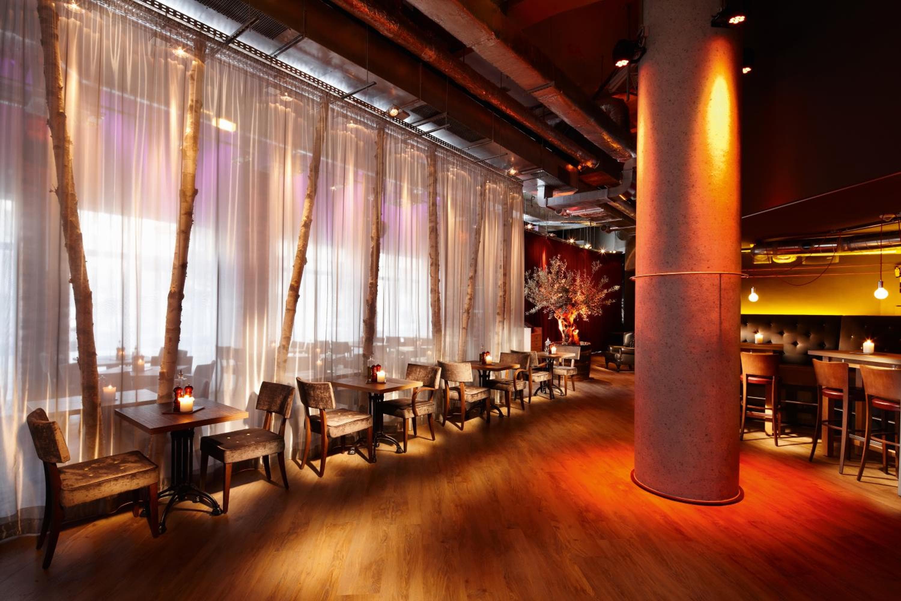 Max Brown 5th District, part of Sircle Collection