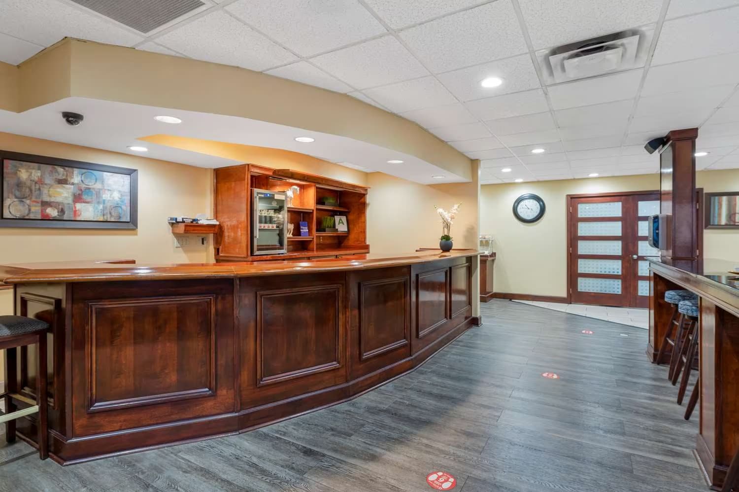 Best Western Louisville East Inn & Suites