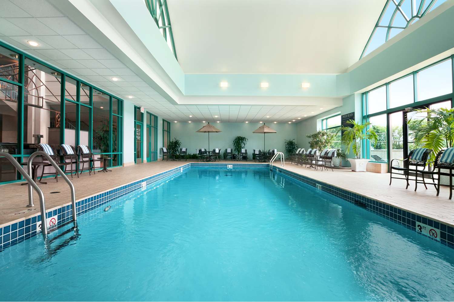 Embassy Suites by Hilton Chicago Lombard Oak Brook
