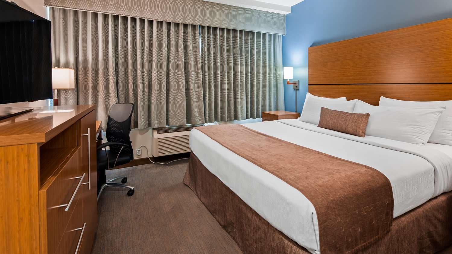 Best Western Plus Philadelphia Convention Center Hotel
