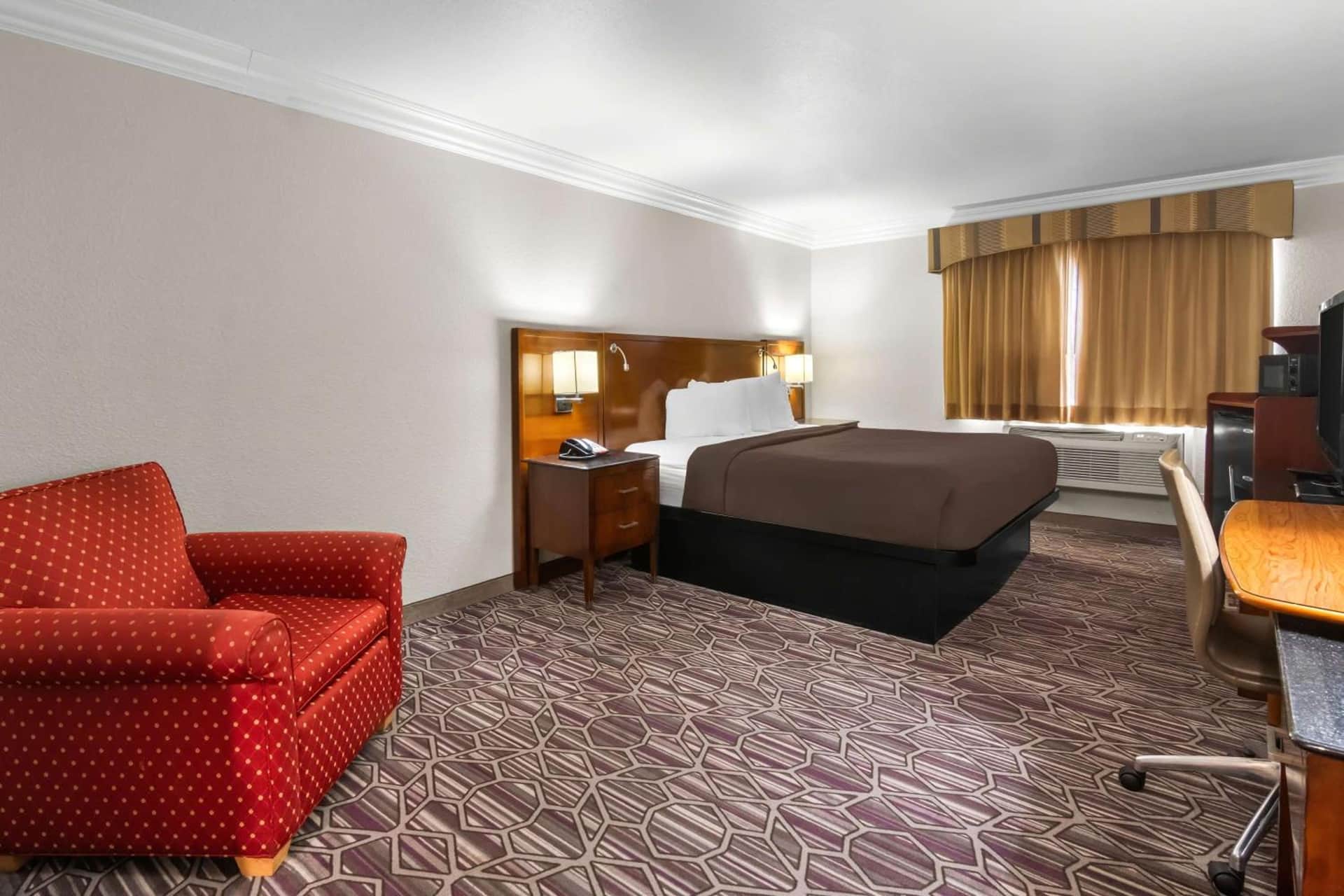 SureStay Plus by Best Western Fort Worth Benbrook