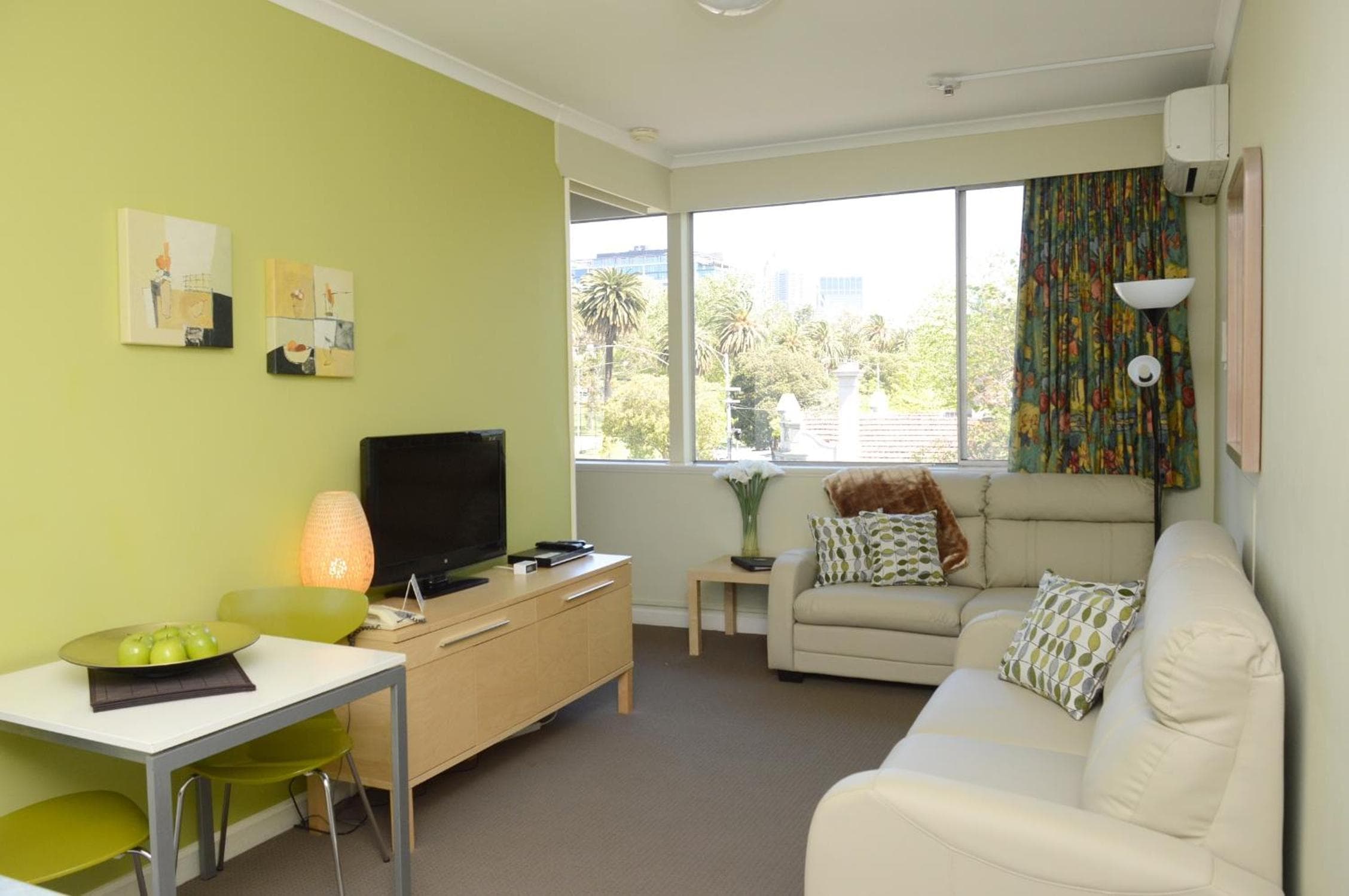 Birches Serviced Apartment East Melbourne