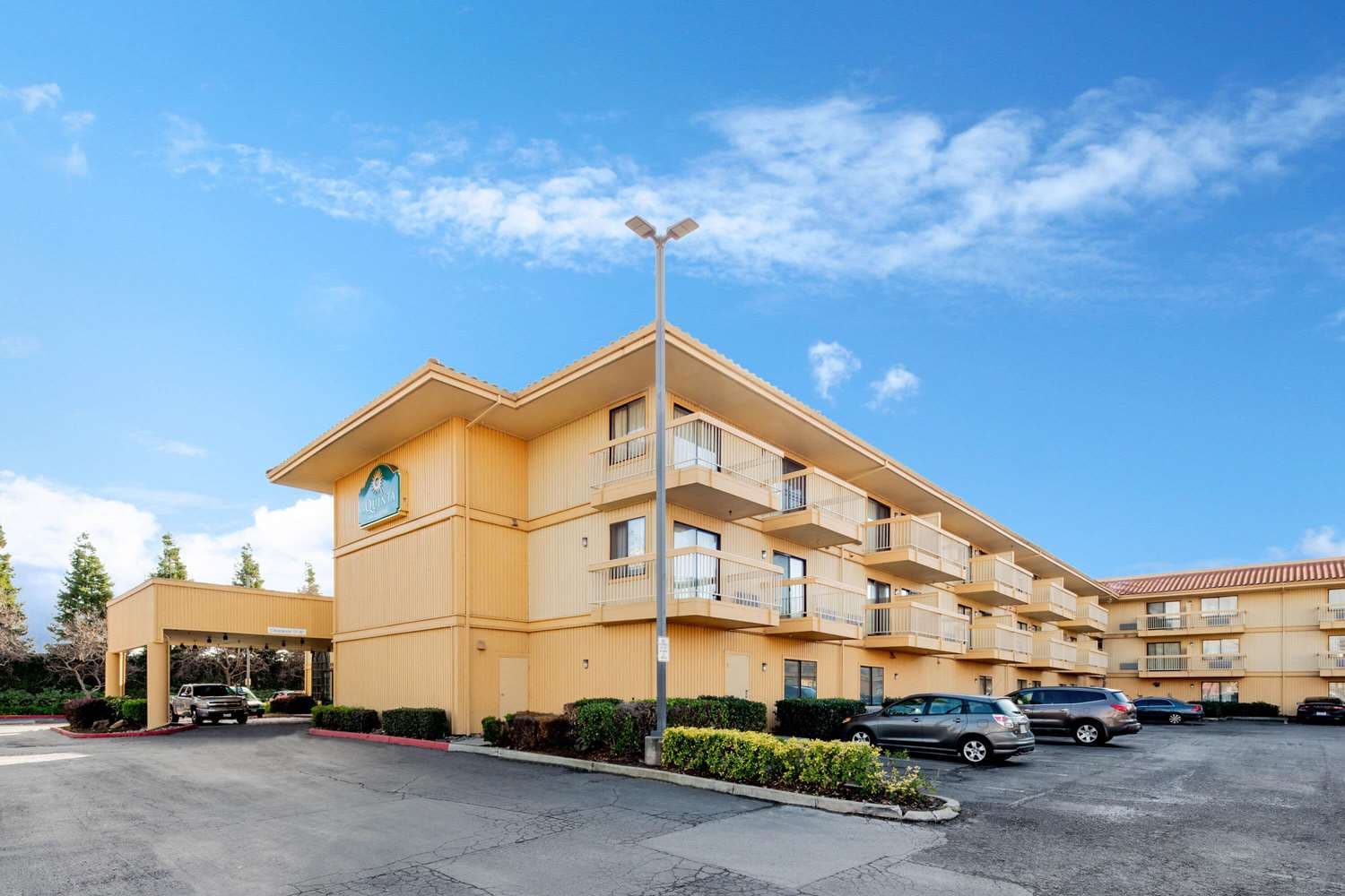 La Quinta Inn & Suites by Wyndham Oakland - Hayward