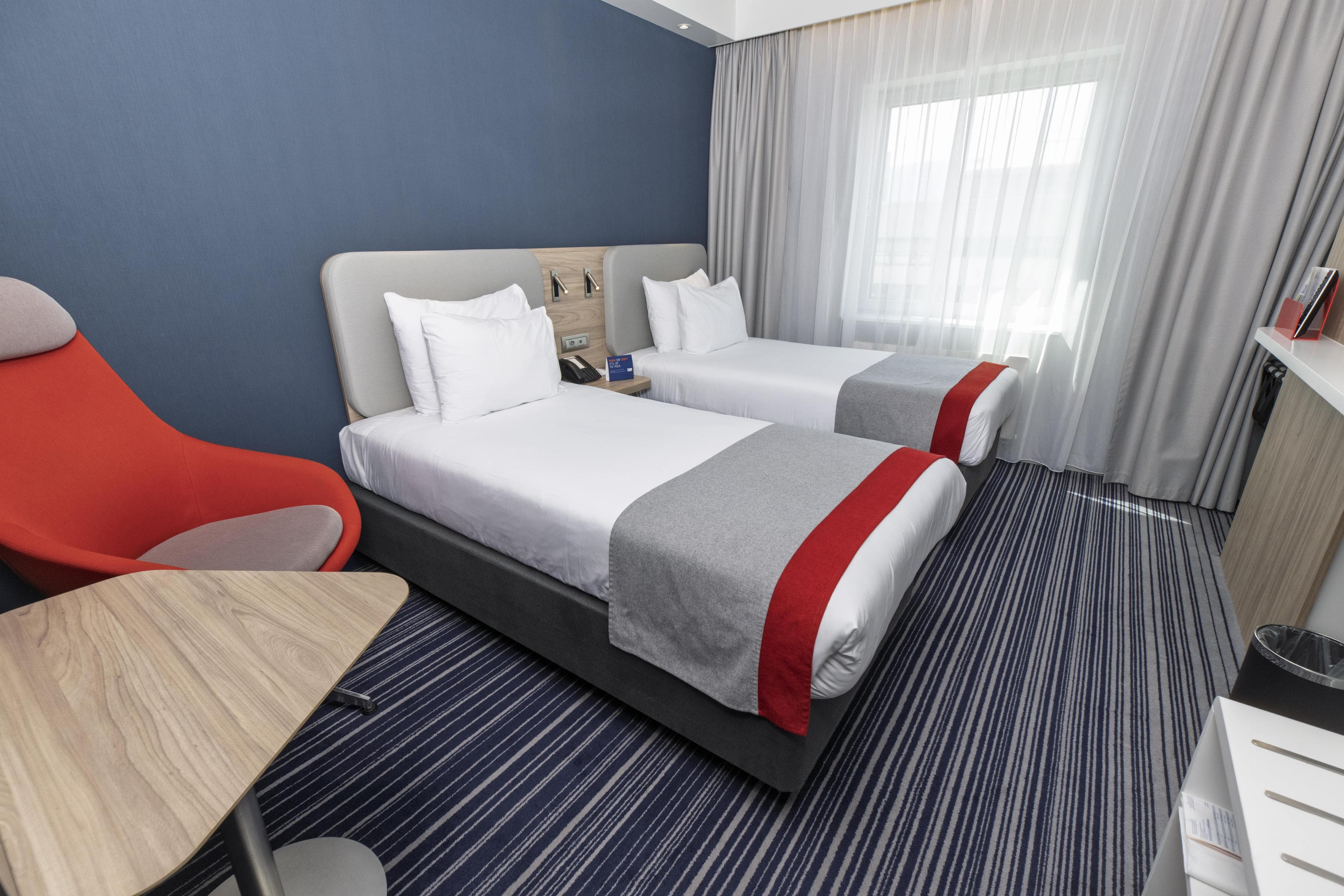 Holiday Inn Express Geneva Airport by IHG