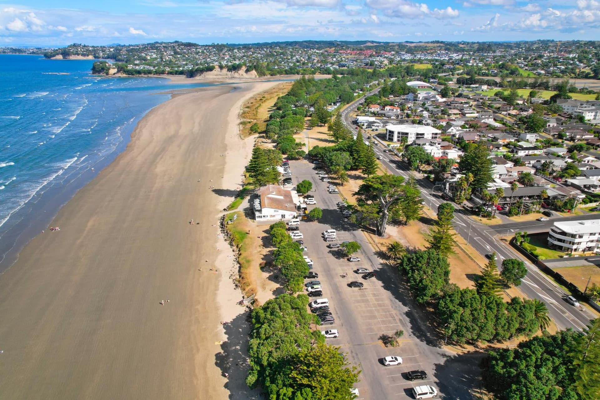 Orewa Beachcomber