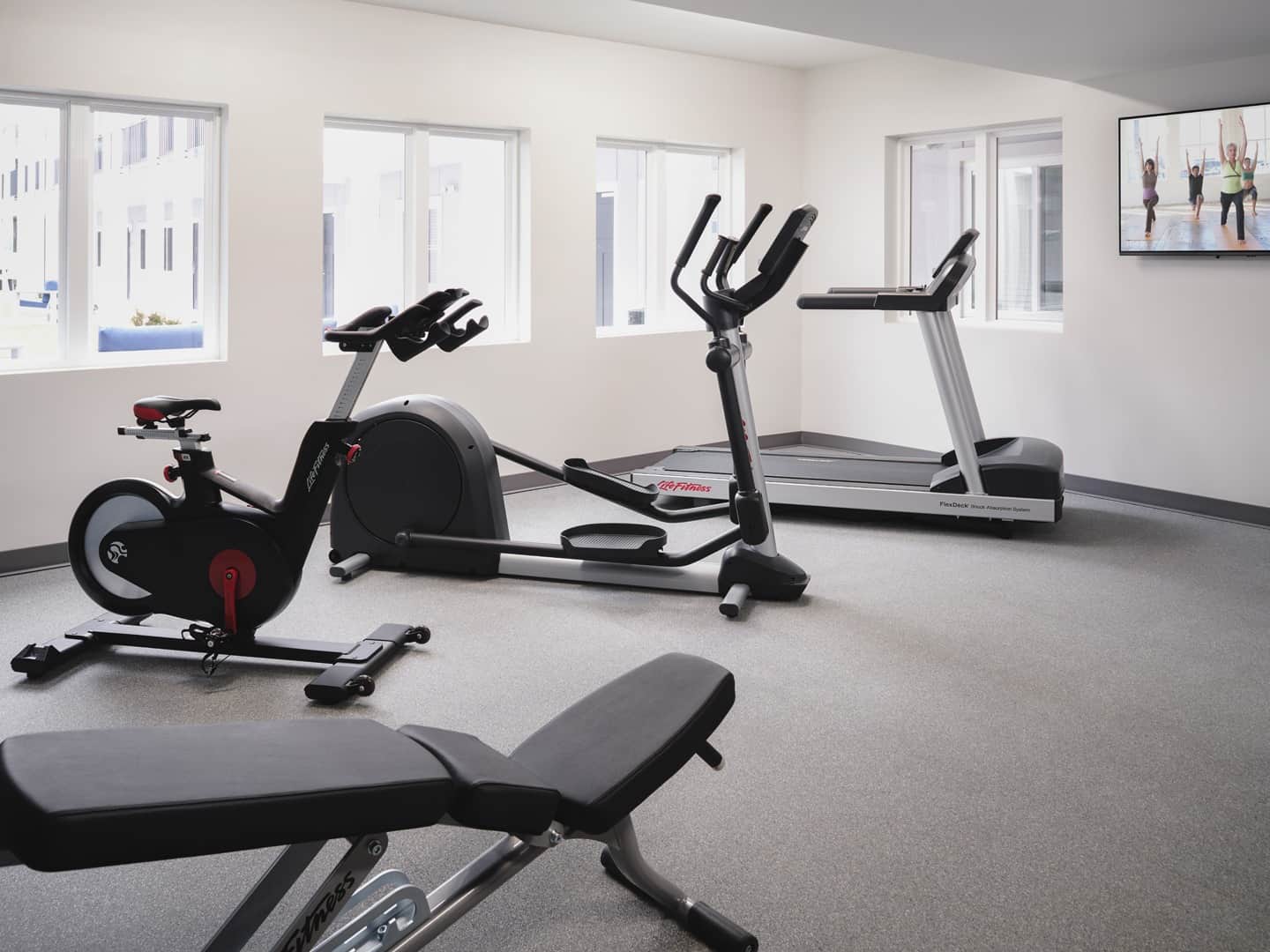 stayAPT Suites Fayetteville-Fort Bragg