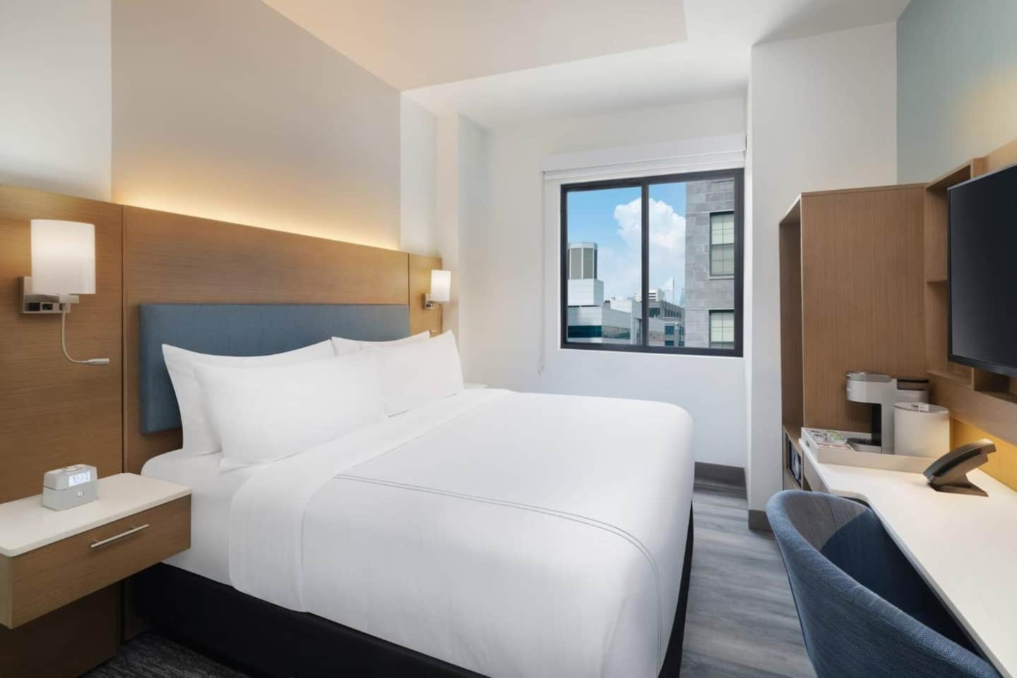 EVEN Hotel Long Island City - New York by IHG