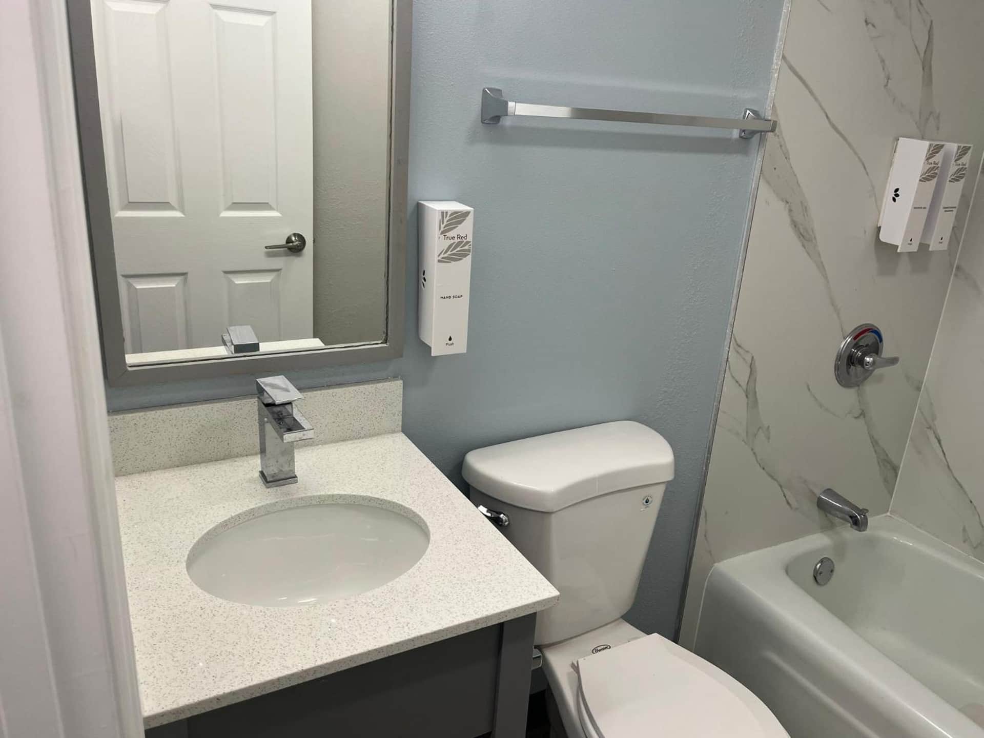 HomeTowne Suites Athens TN