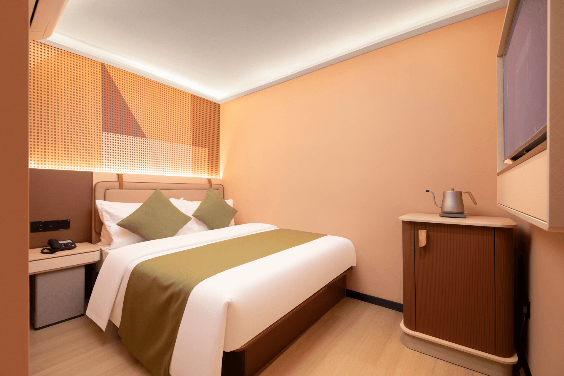 A Hotel Farrer Park - Newly Renovated