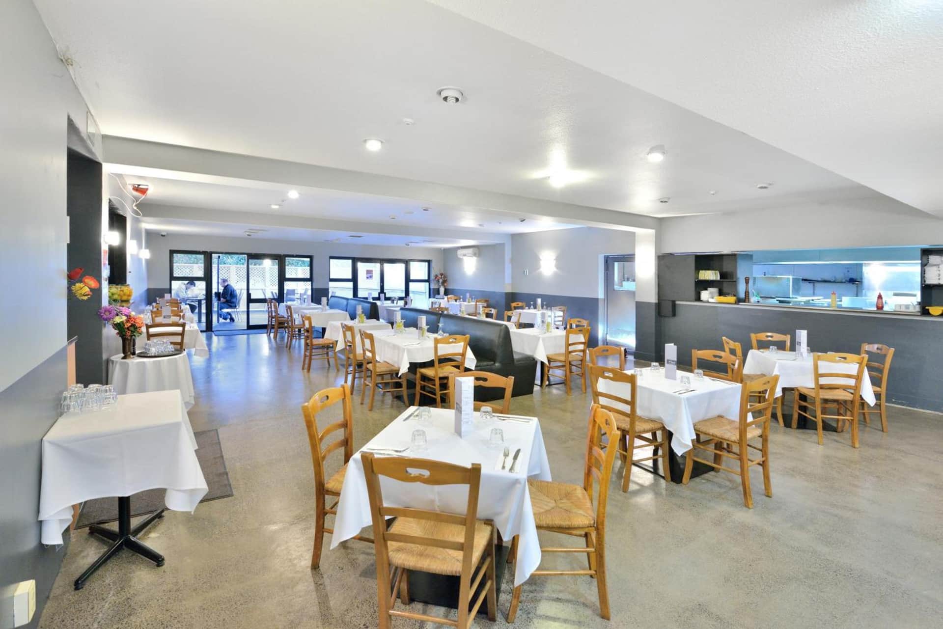 Manukau Hotel & Conference Centre