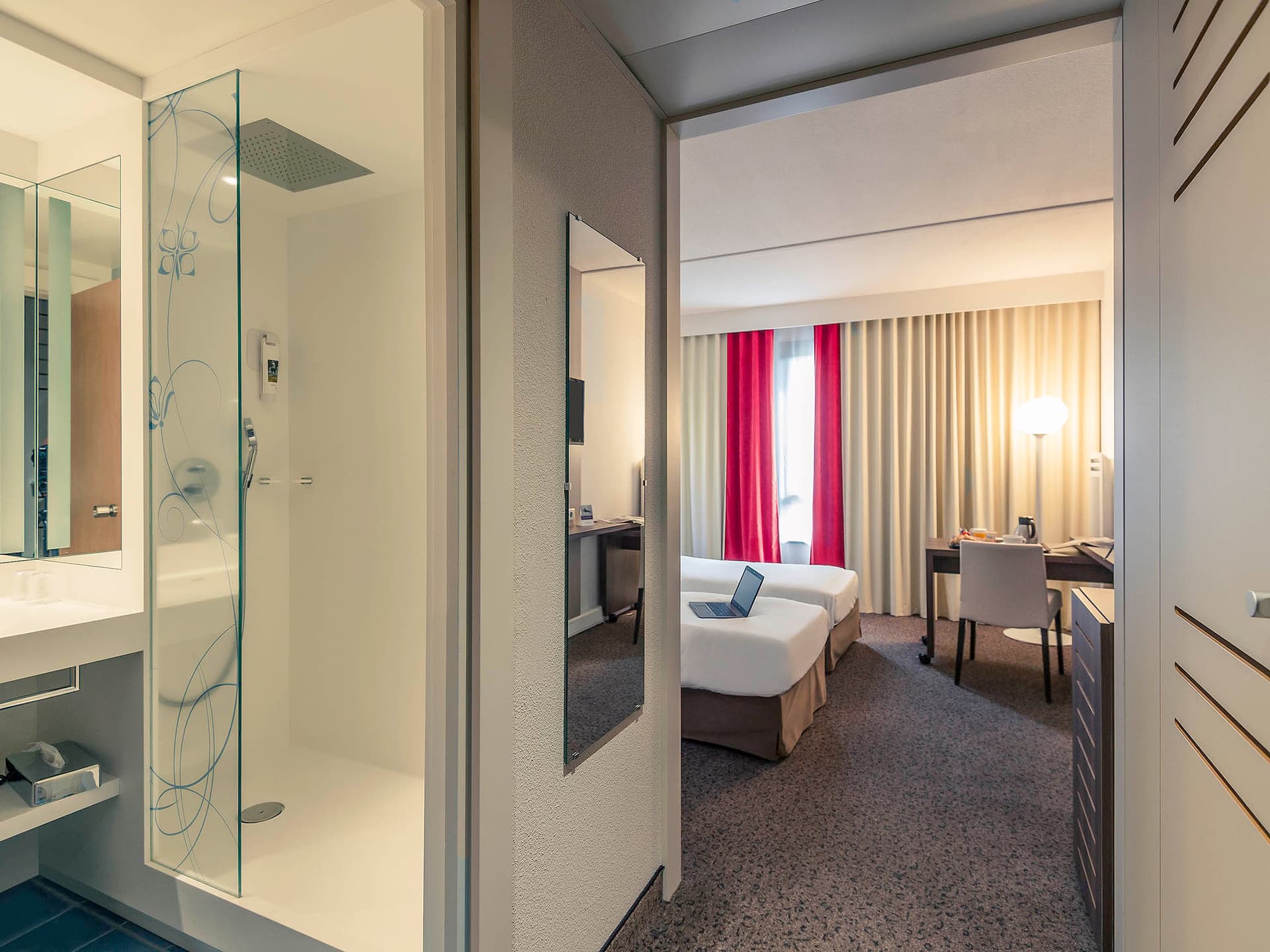 Mercure Niort Marais Poitevin Hotel